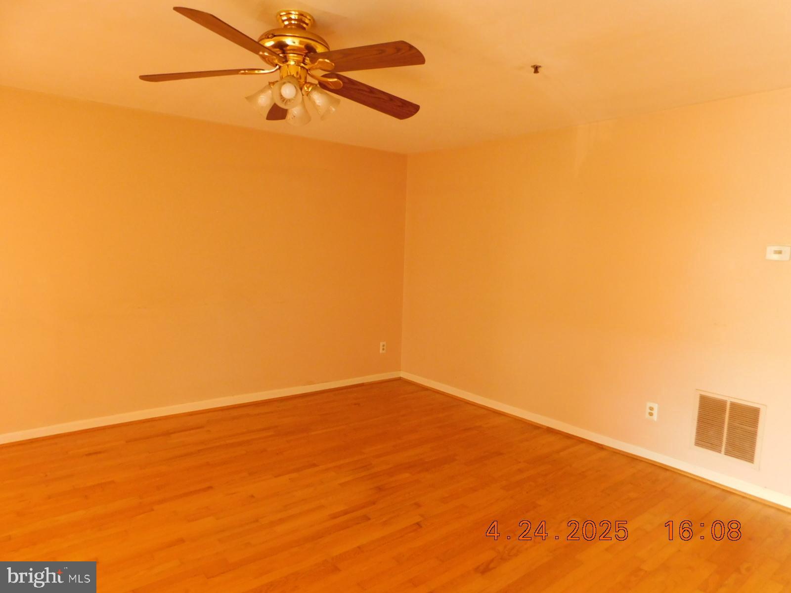 103 STARBOARD COURT