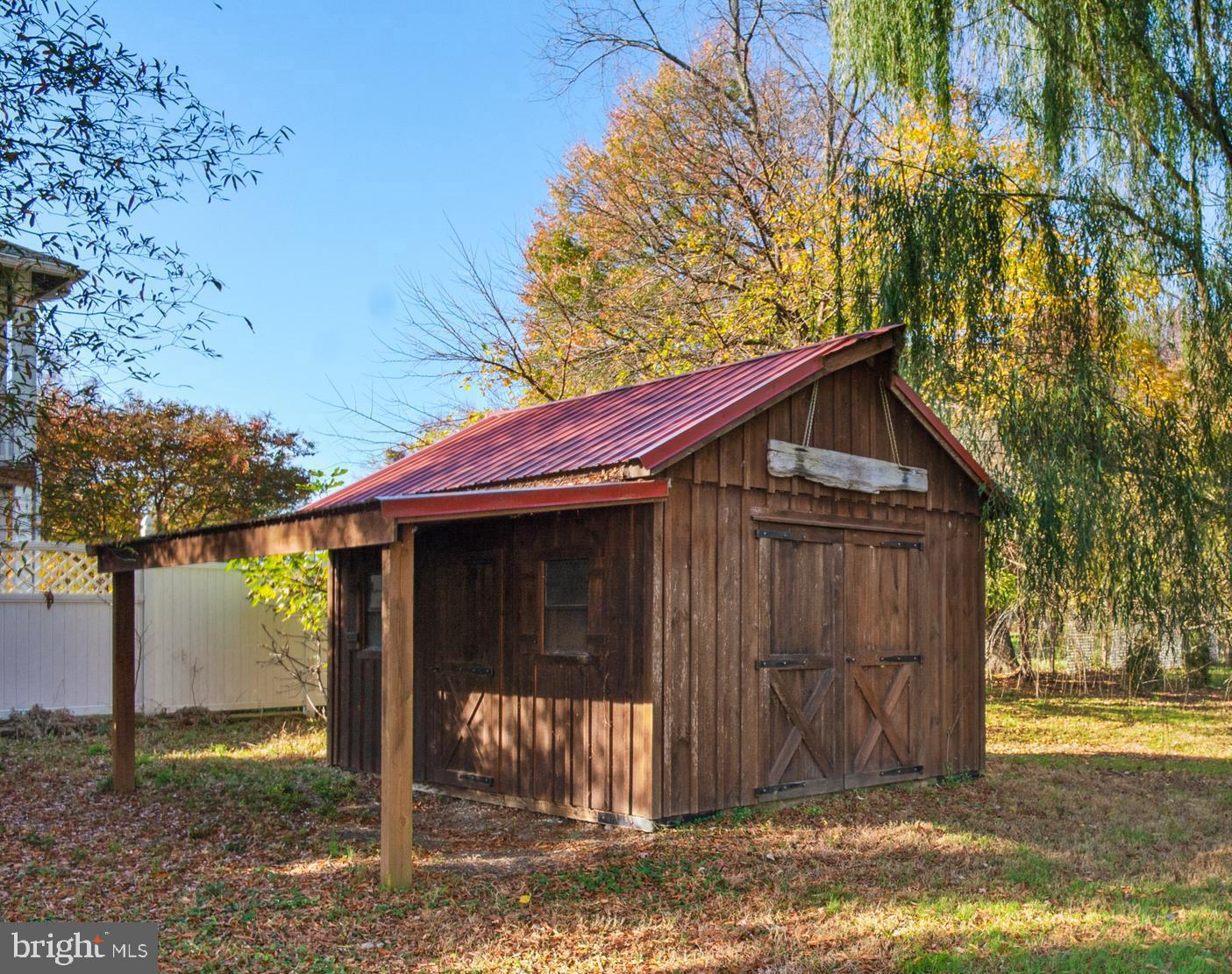 ROCK HALL - Residential