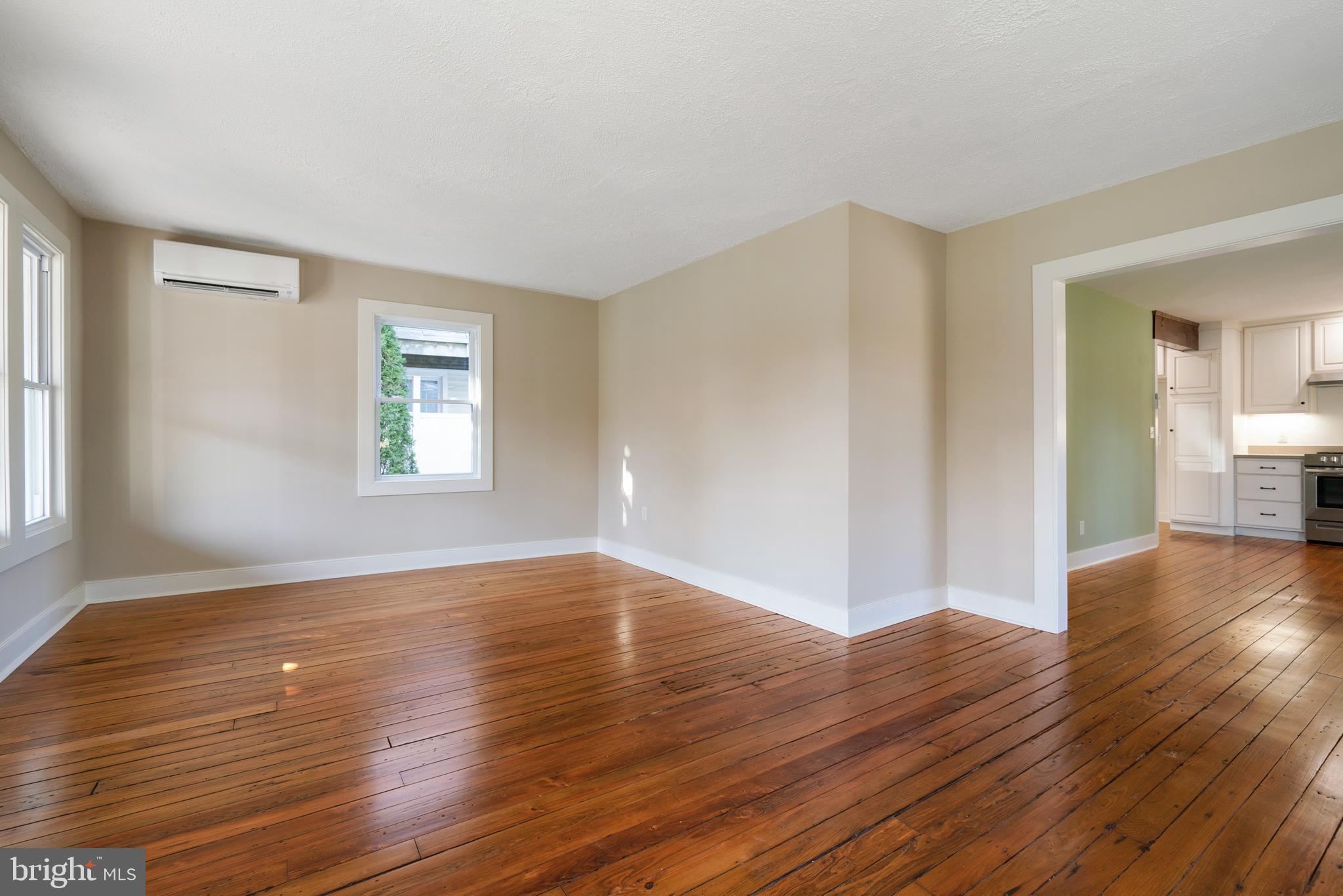 ROCK HALL - Residential