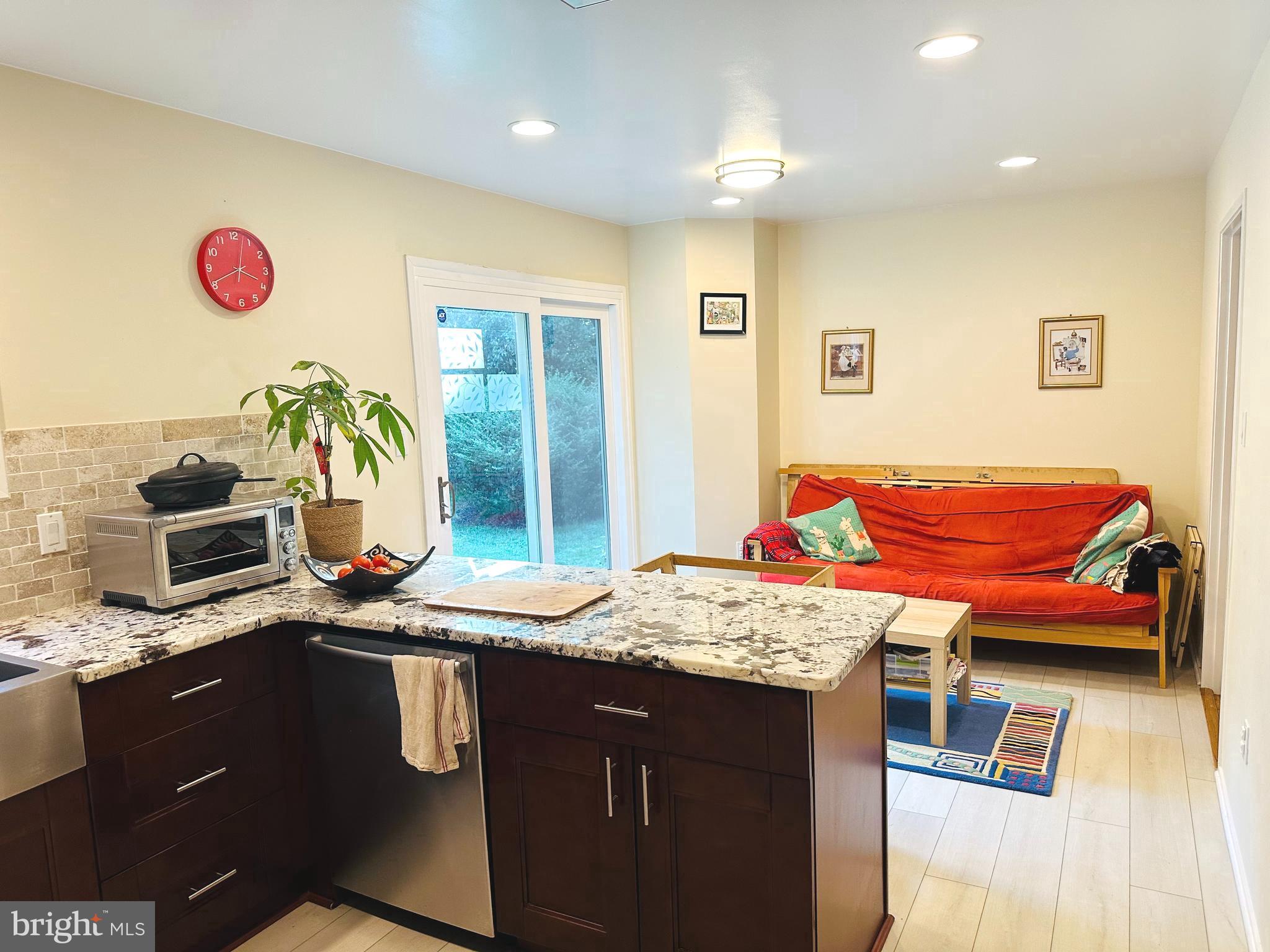 WOODROCK - Residential Lease