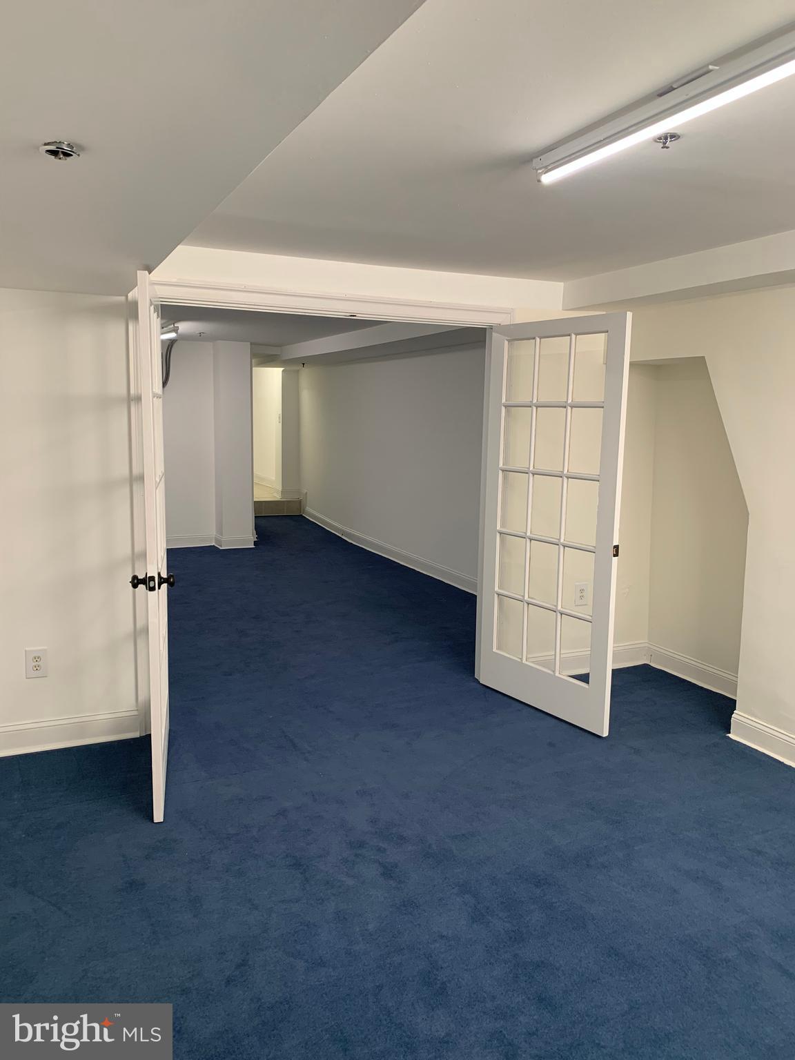 MOUNT VERNON PLACE HISTORIC DISTRICT - Commercial Lease