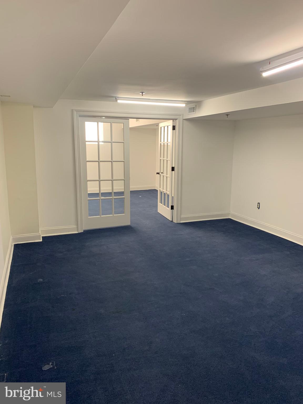 MOUNT VERNON PLACE HISTORIC DISTRICT - Commercial Lease