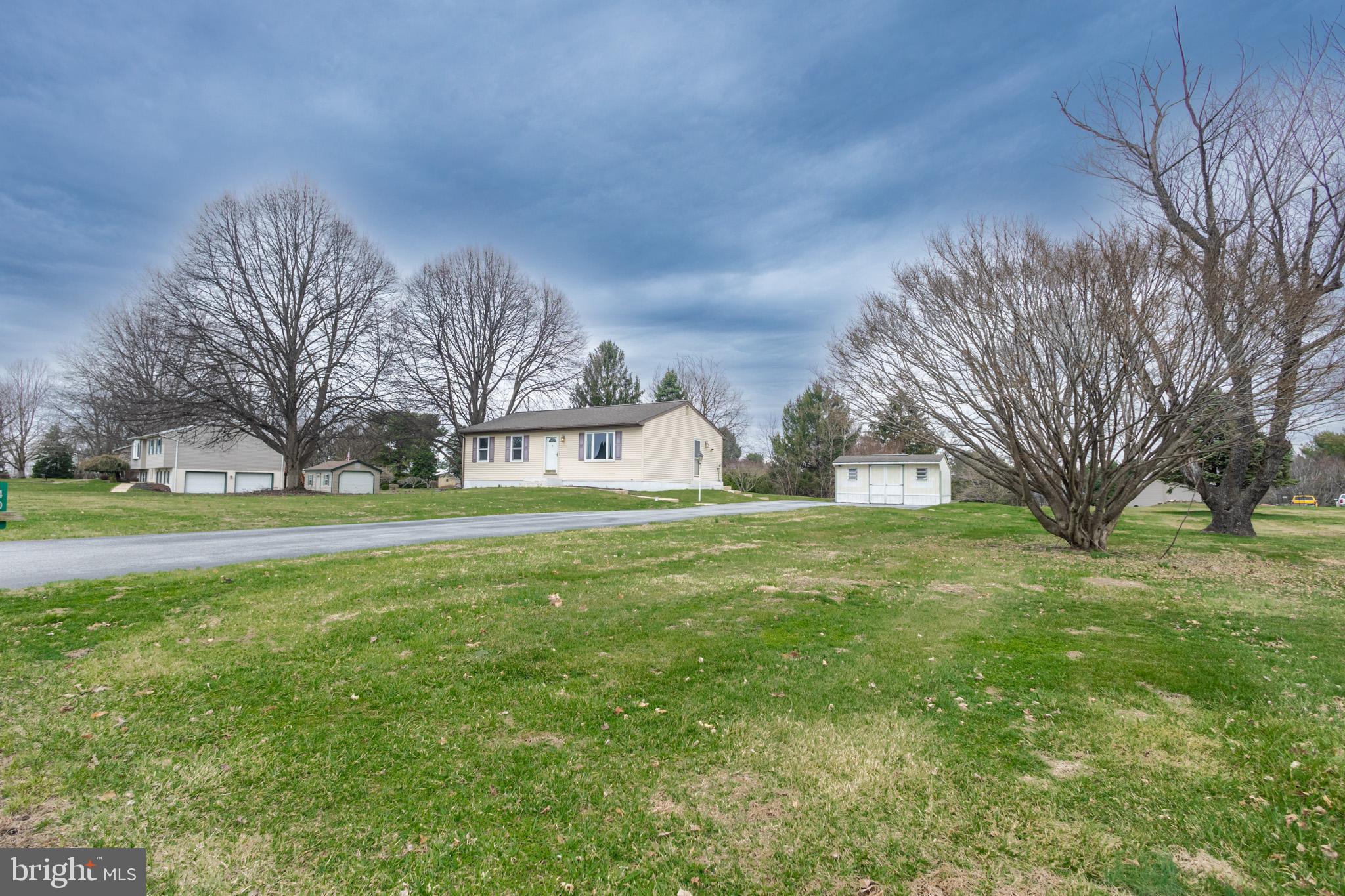 400 ARNOLD CT L-0011