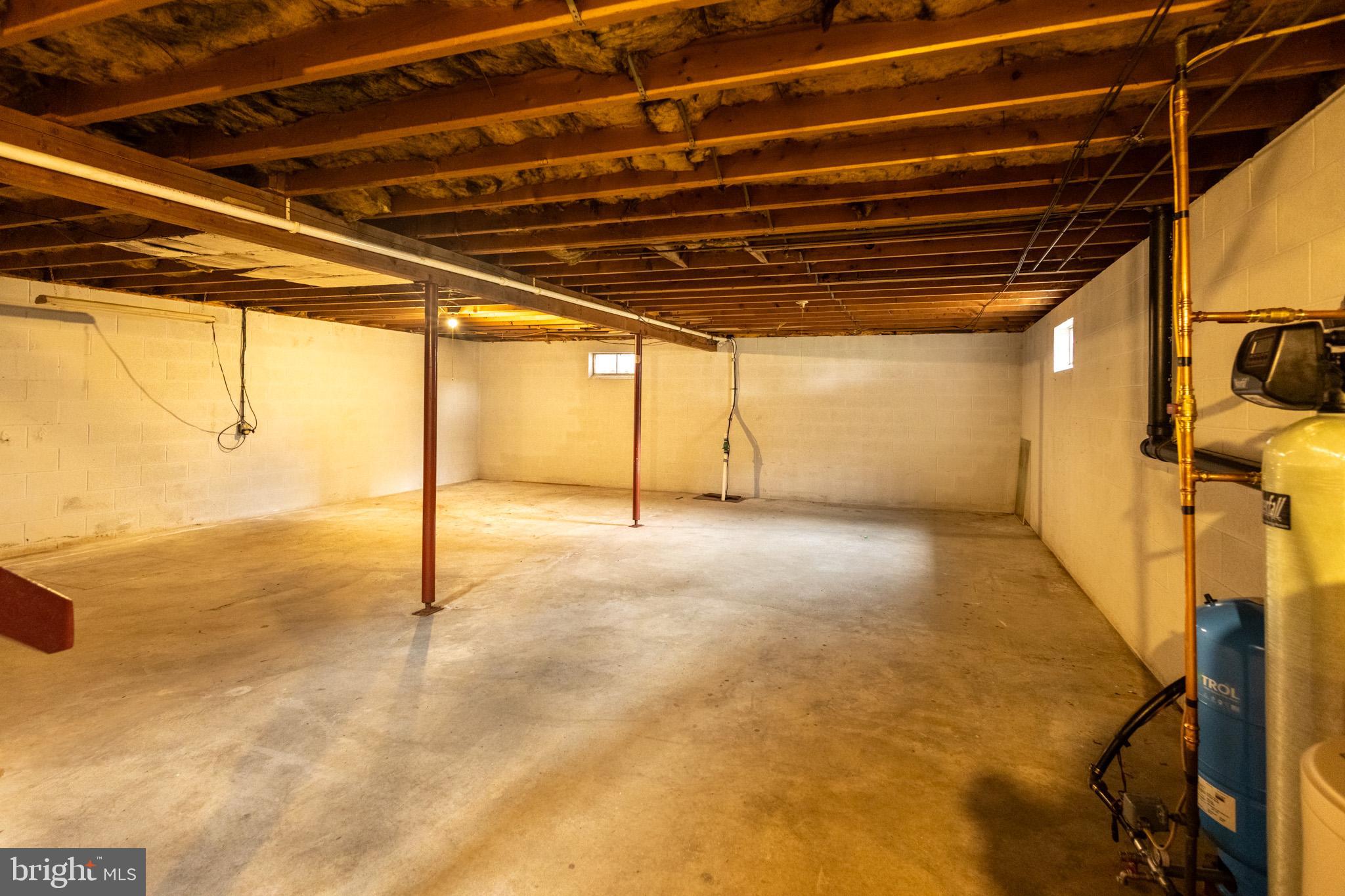 NORTHWEST DRIVE AREA - Residential