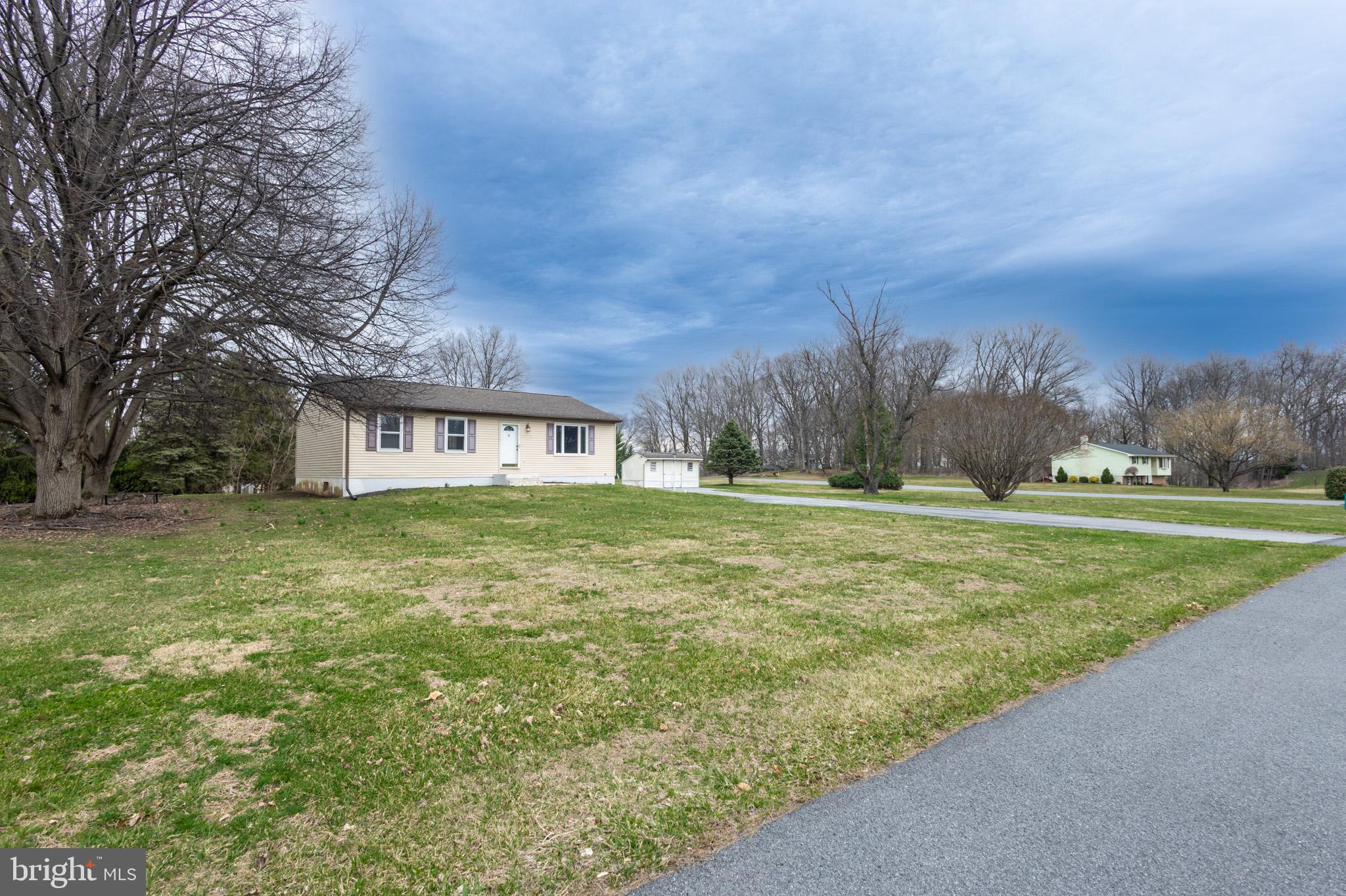 400 ARNOLD CT L-0011