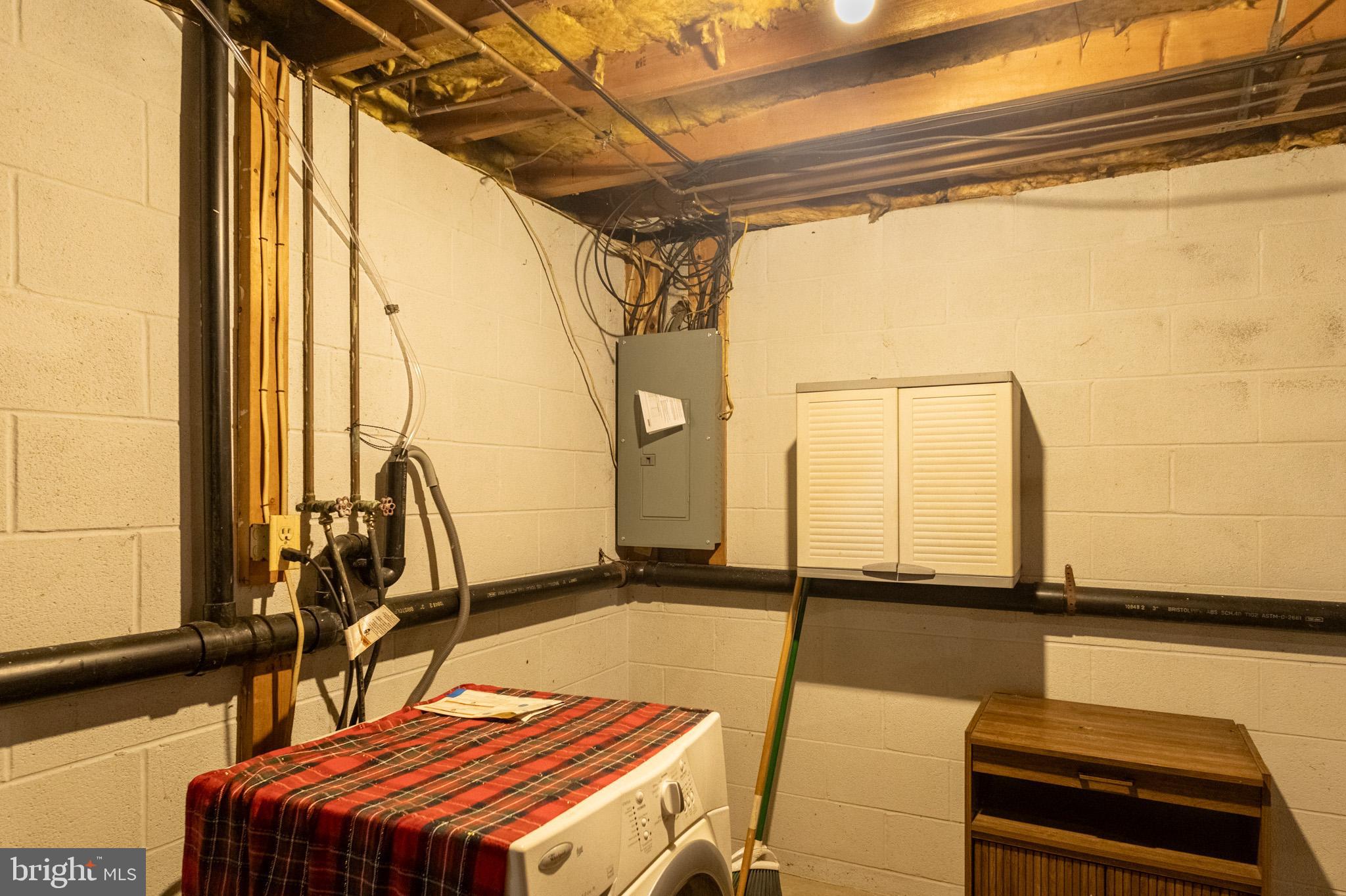 NORTHWEST DRIVE AREA - Residential