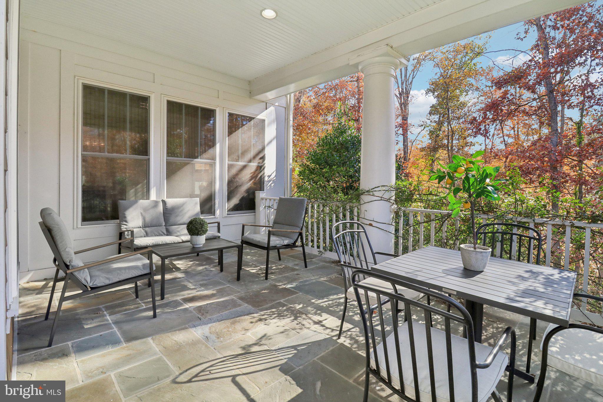 FOX CHAPEL ESTATES - Residential