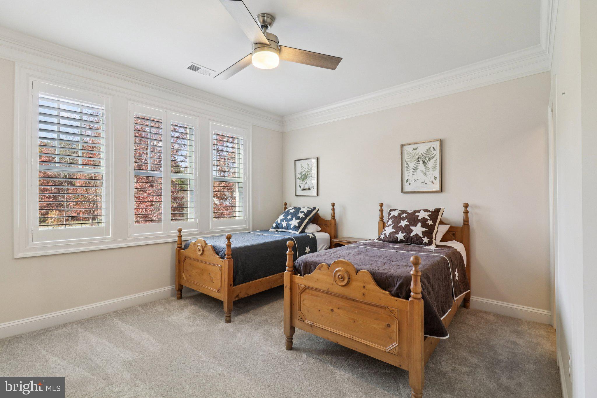 FOX CHAPEL ESTATES - Residential