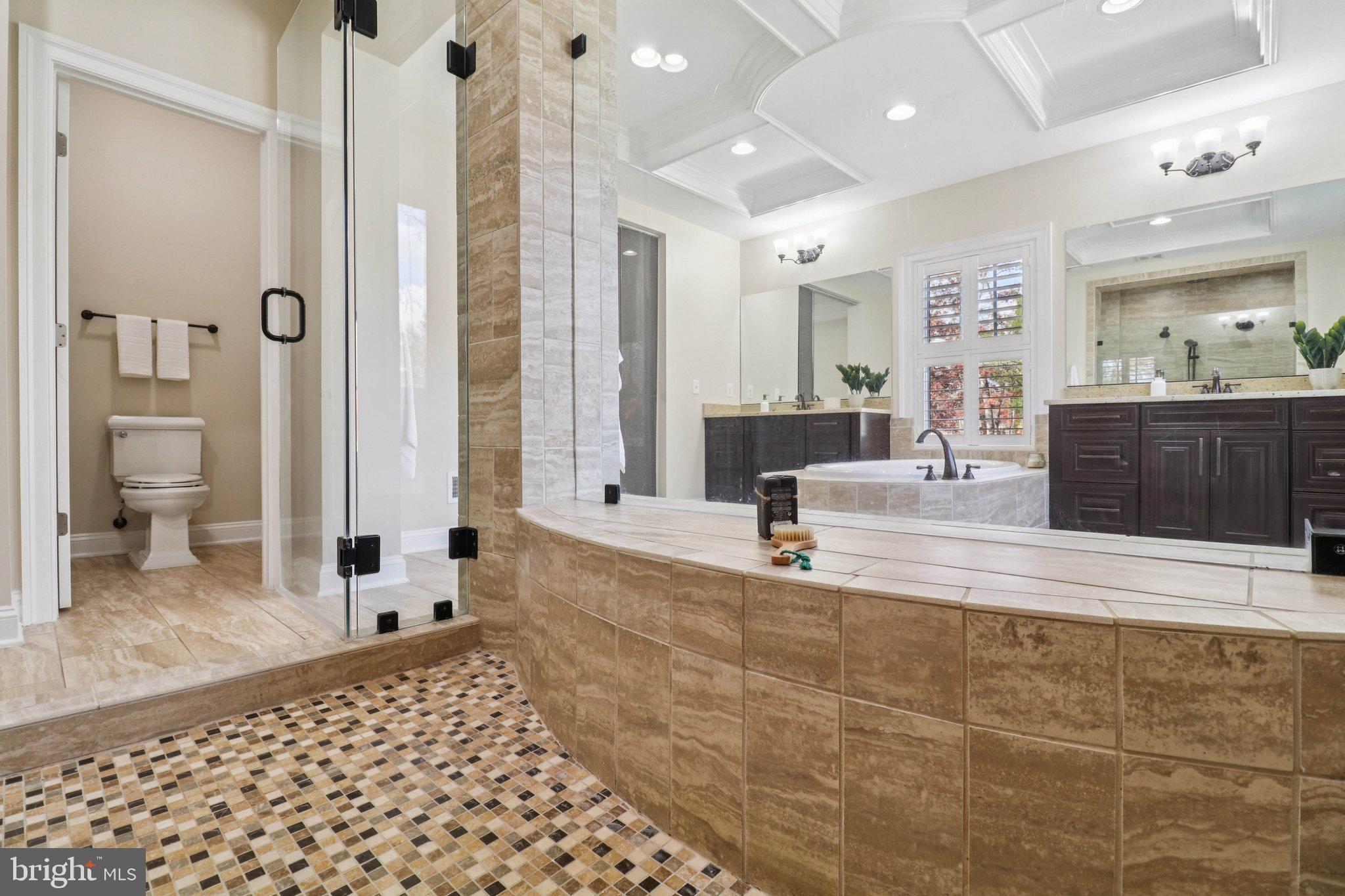 FOX CHAPEL ESTATES - Residential