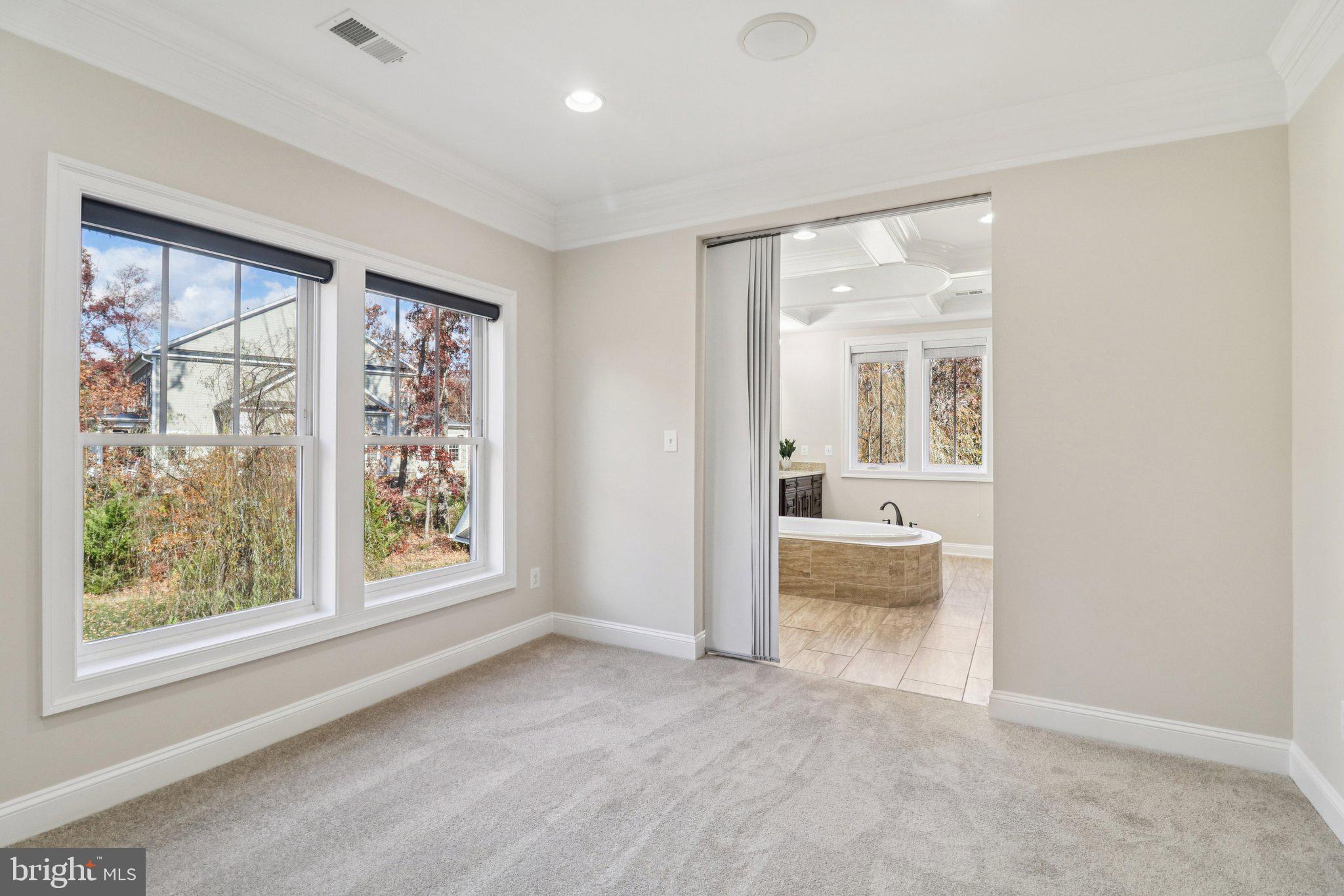 FOX CHAPEL ESTATES - Residential