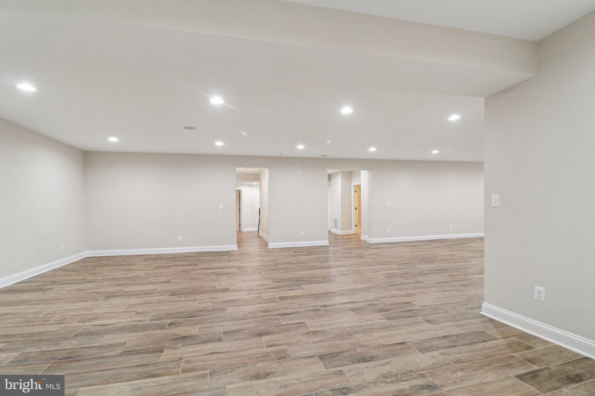 FOX CHAPEL ESTATES - Residential