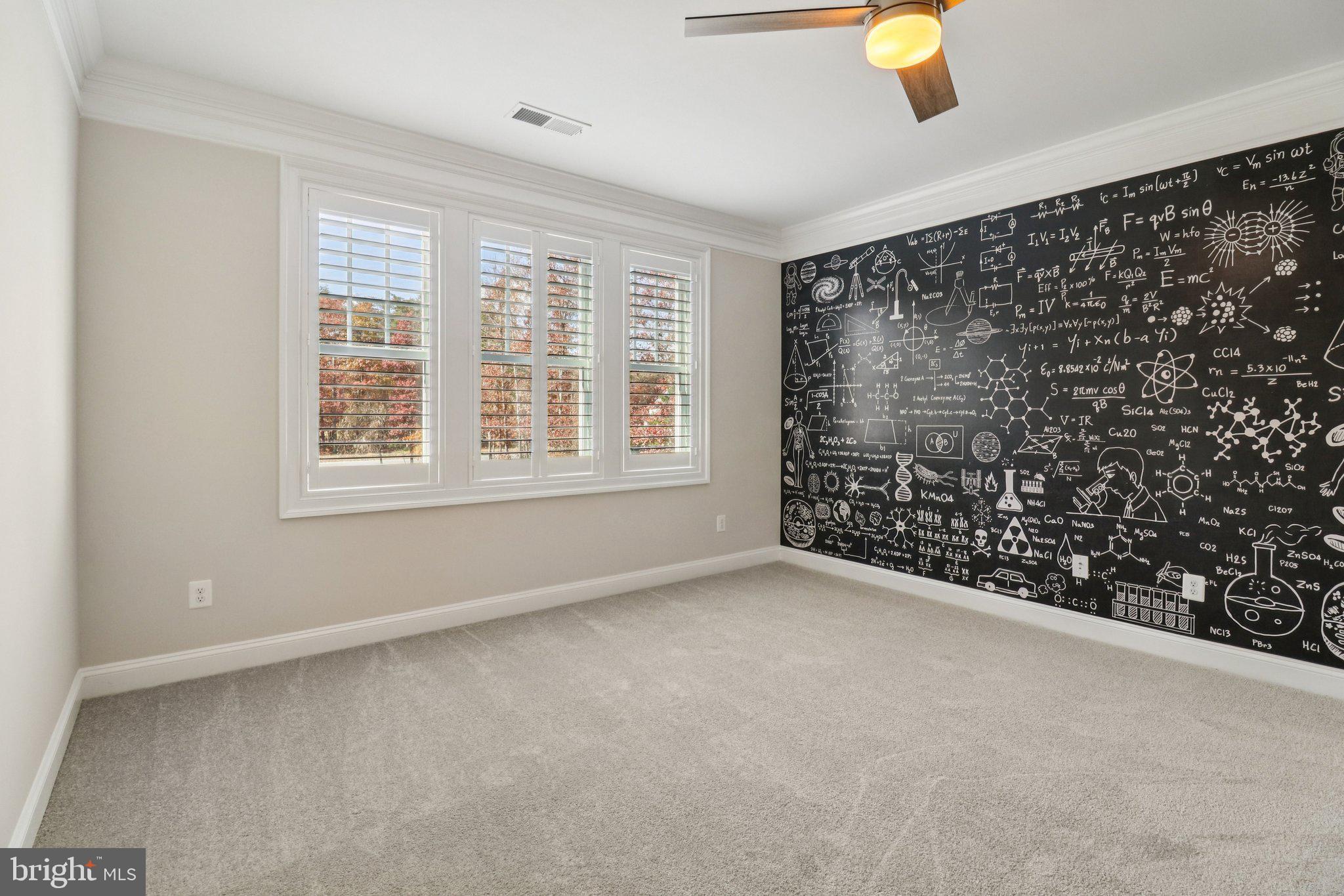 FOX CHAPEL ESTATES - Residential