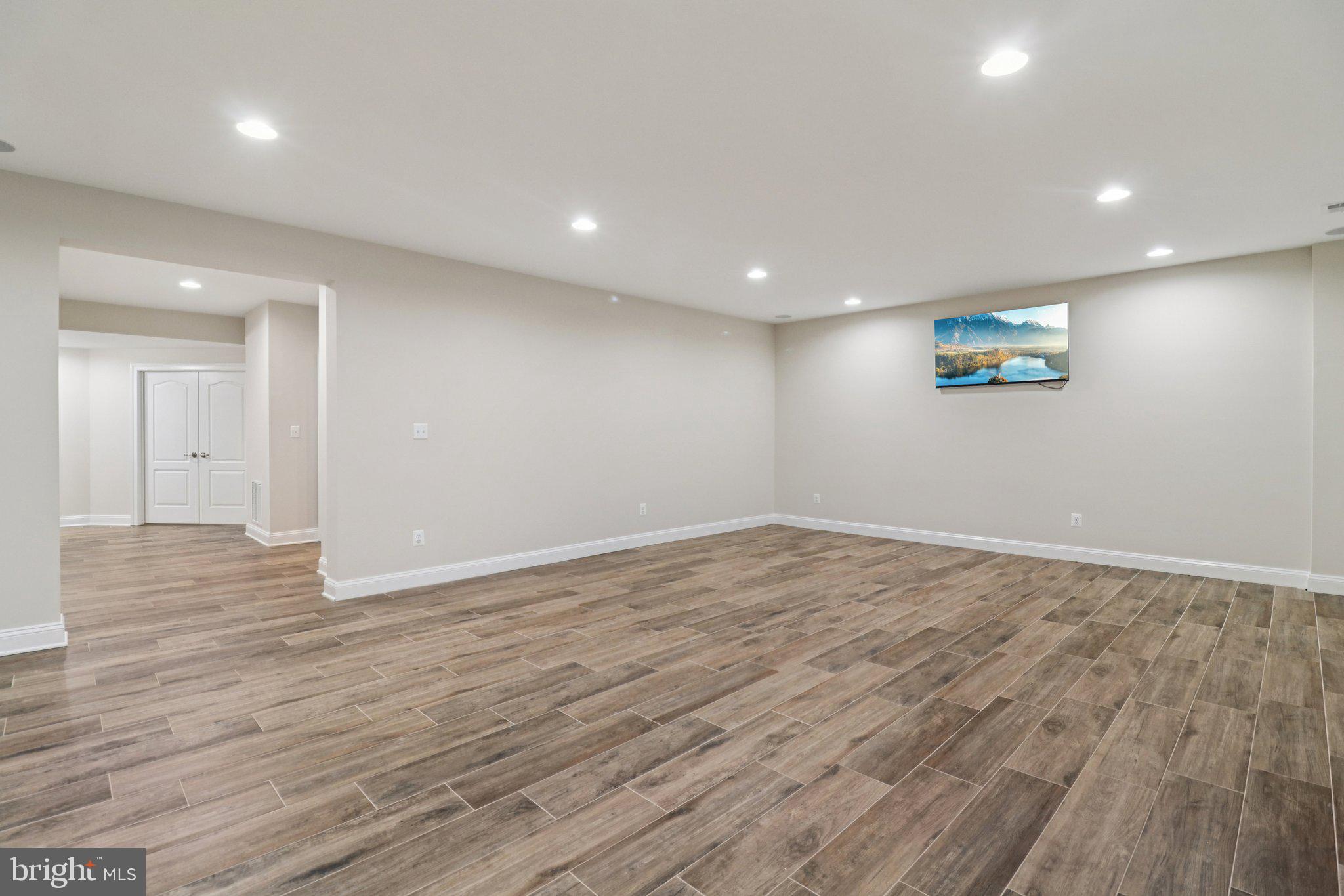 FOX CHAPEL ESTATES - Residential