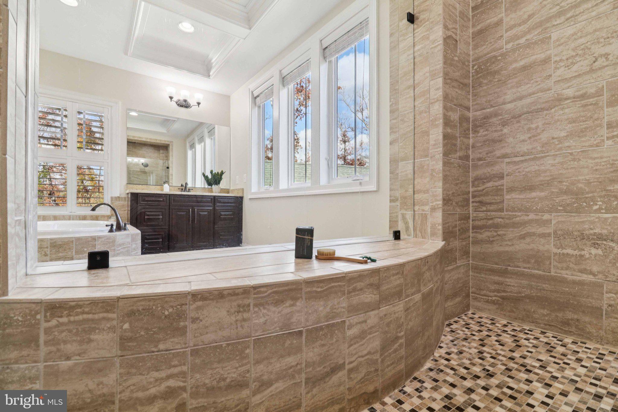 FOX CHAPEL ESTATES - Residential