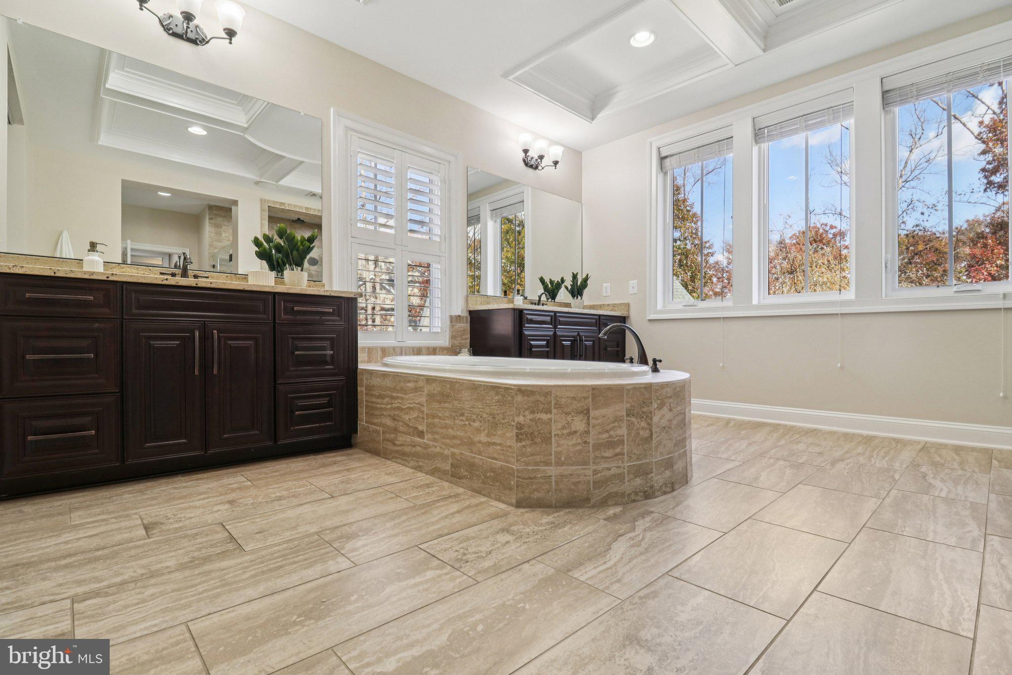 FOX CHAPEL ESTATES - Residential