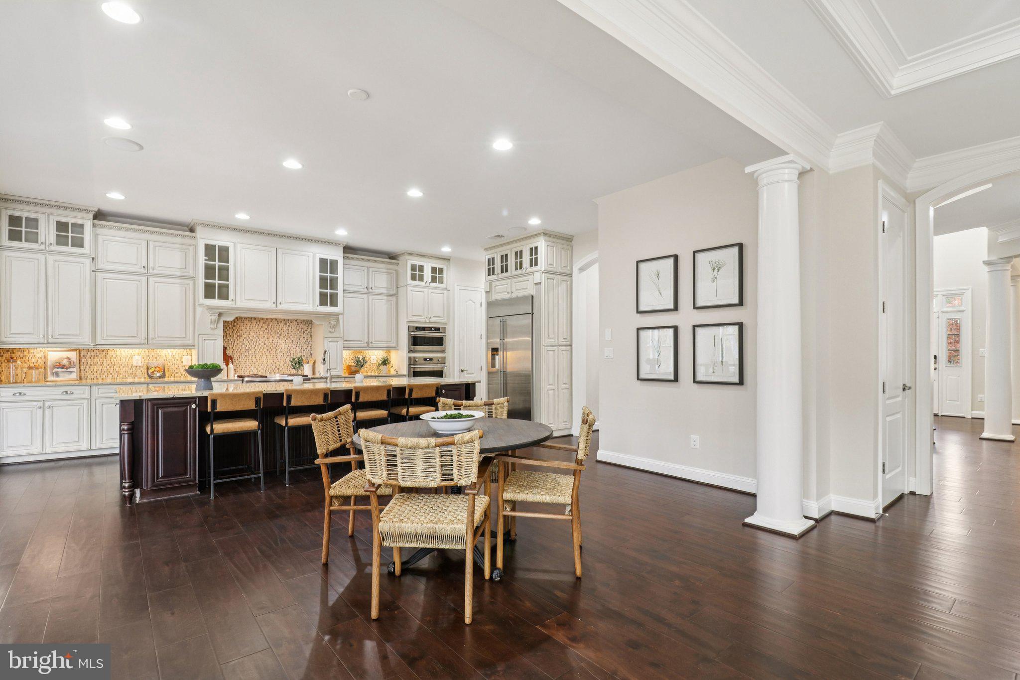 FOX CHAPEL ESTATES - Residential