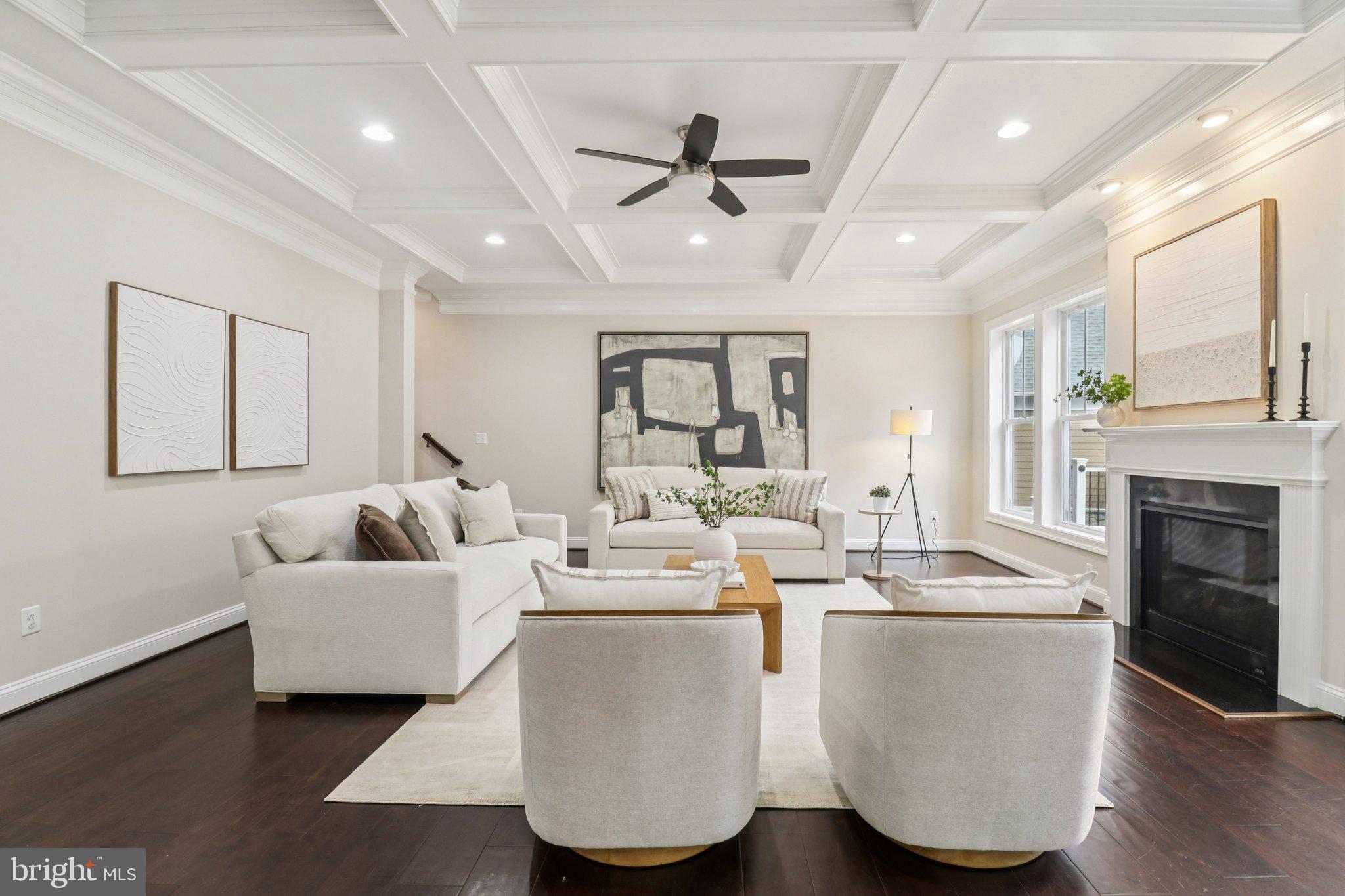 FOX CHAPEL ESTATES - Residential