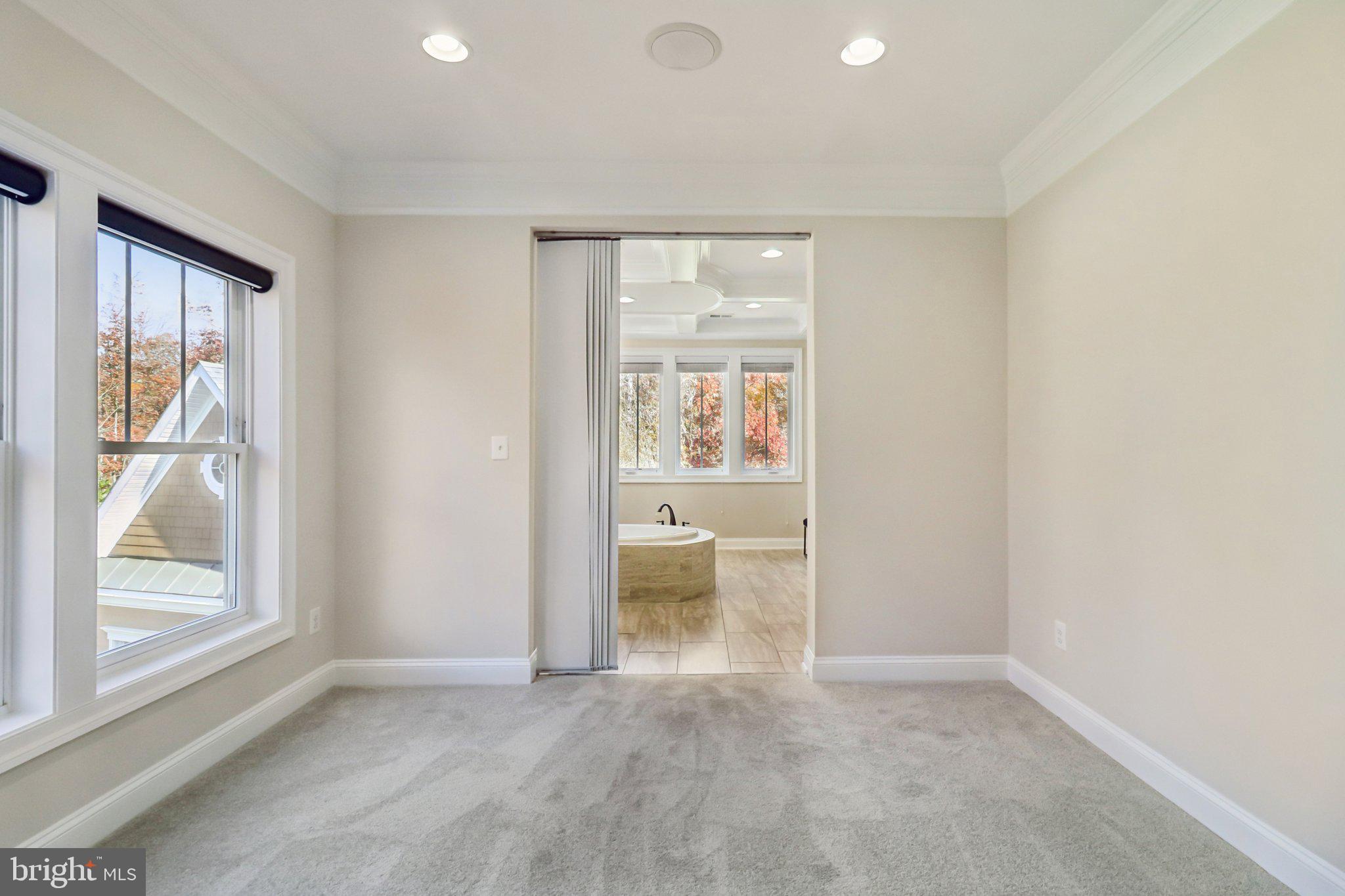 FOX CHAPEL ESTATES - Residential