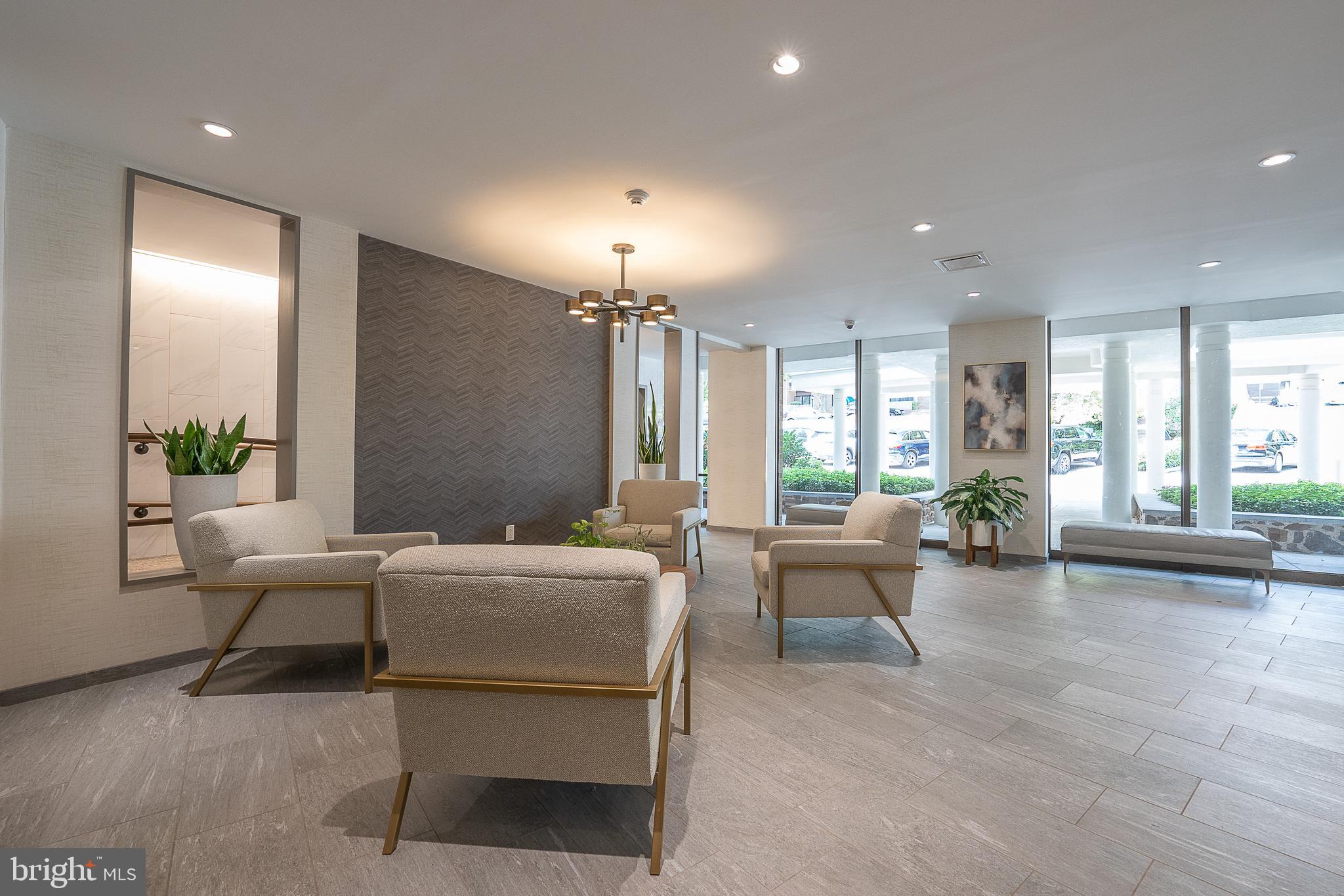 OAK HILL - Residential Lease