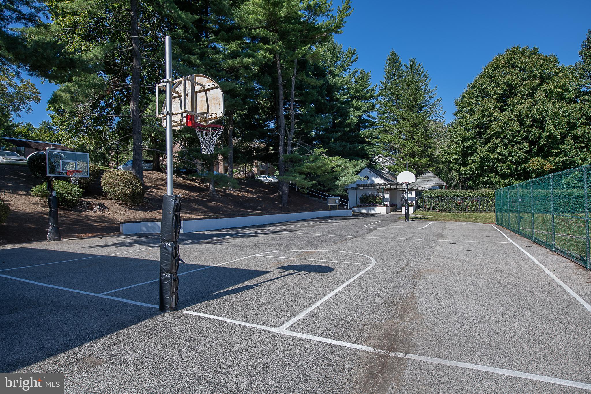 OAK HILL - Residential Lease