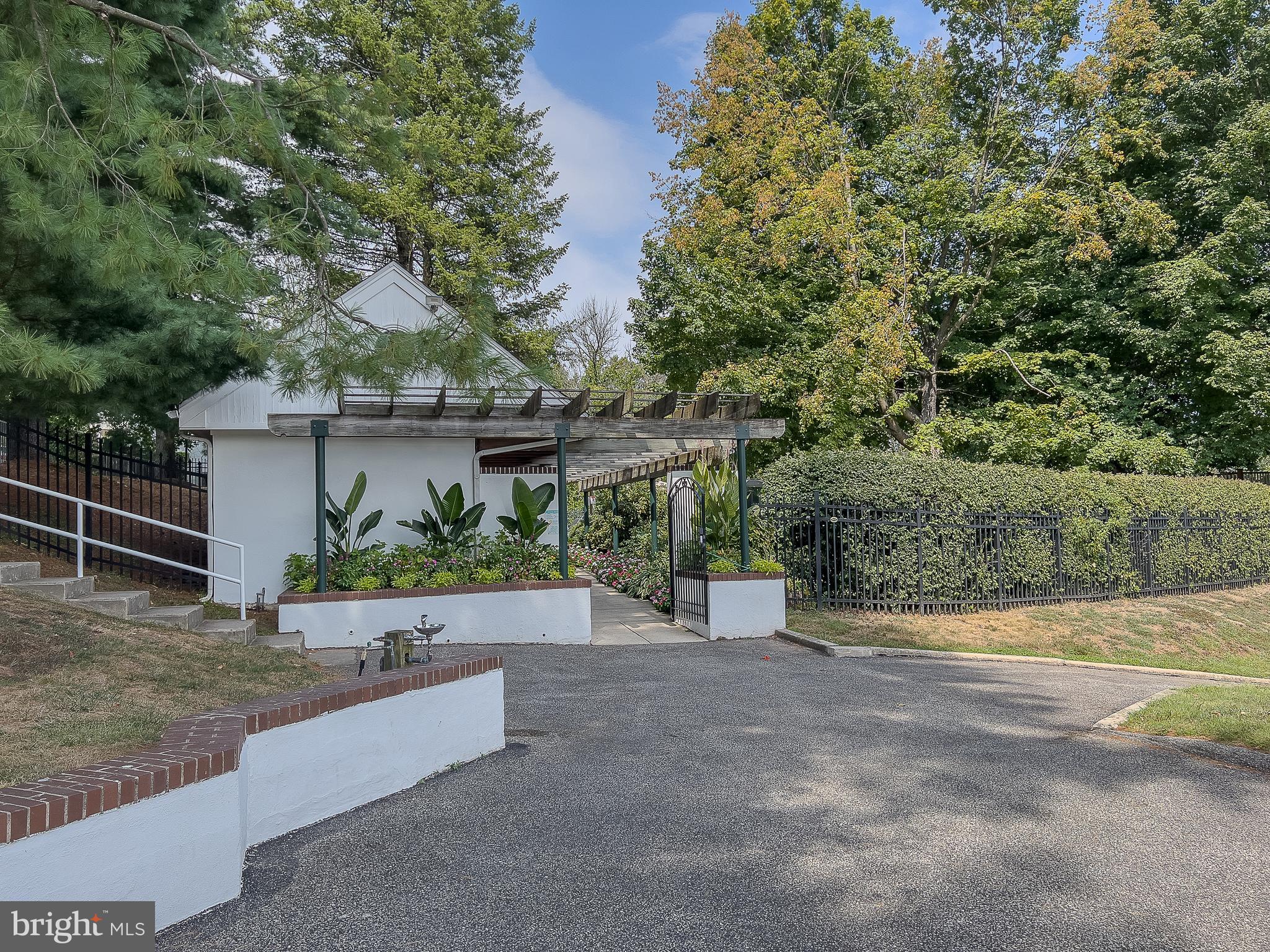 OAK HILL - Residential Lease