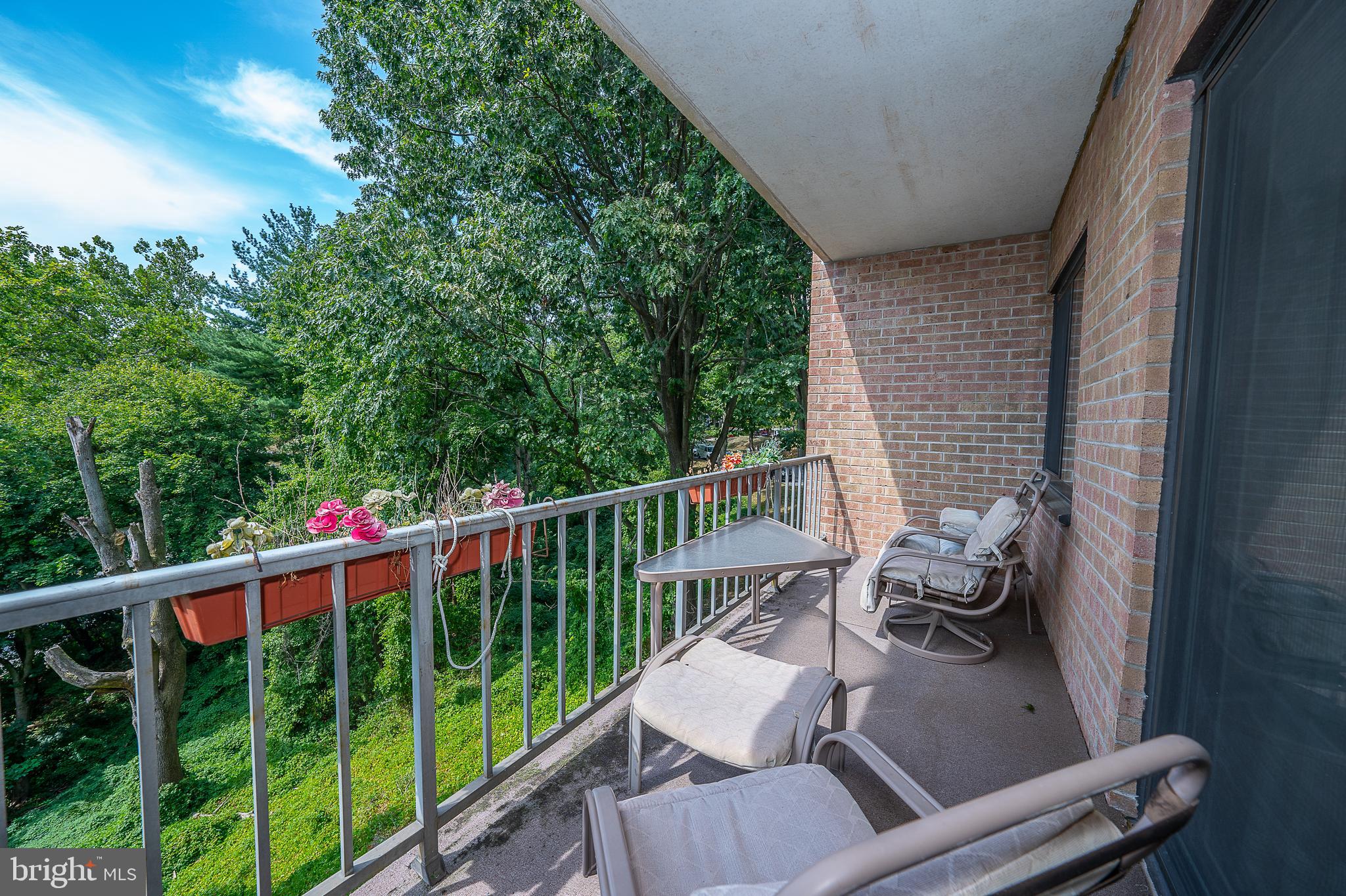 OAK HILL - Residential Lease