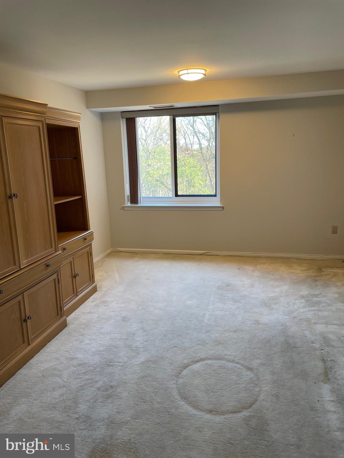 OAK HILL - Residential Lease