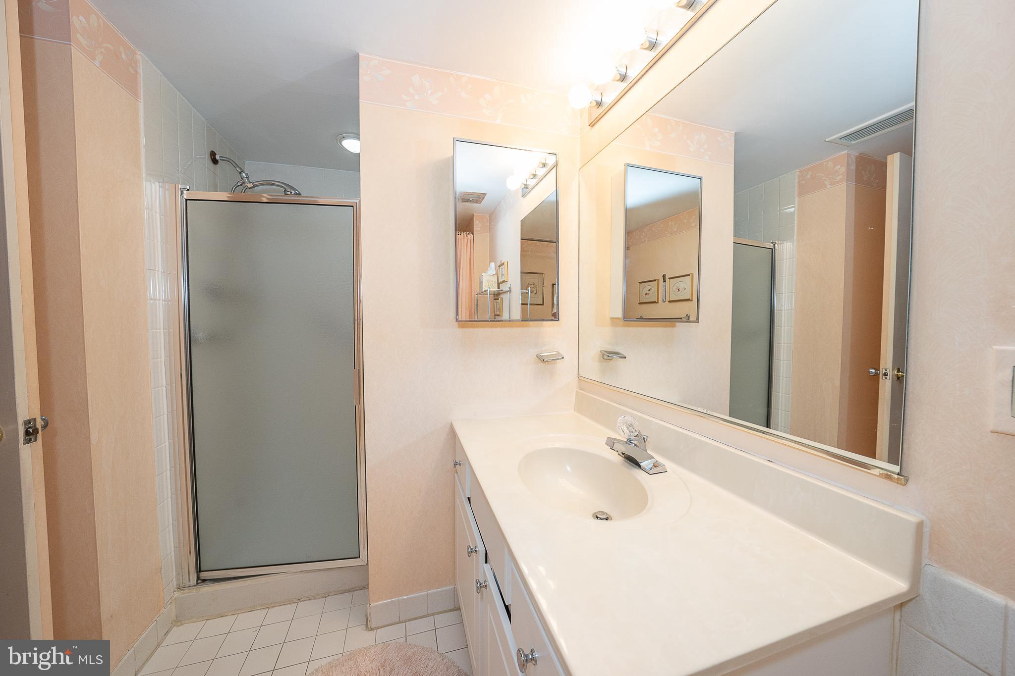 OAK HILL - Residential Lease