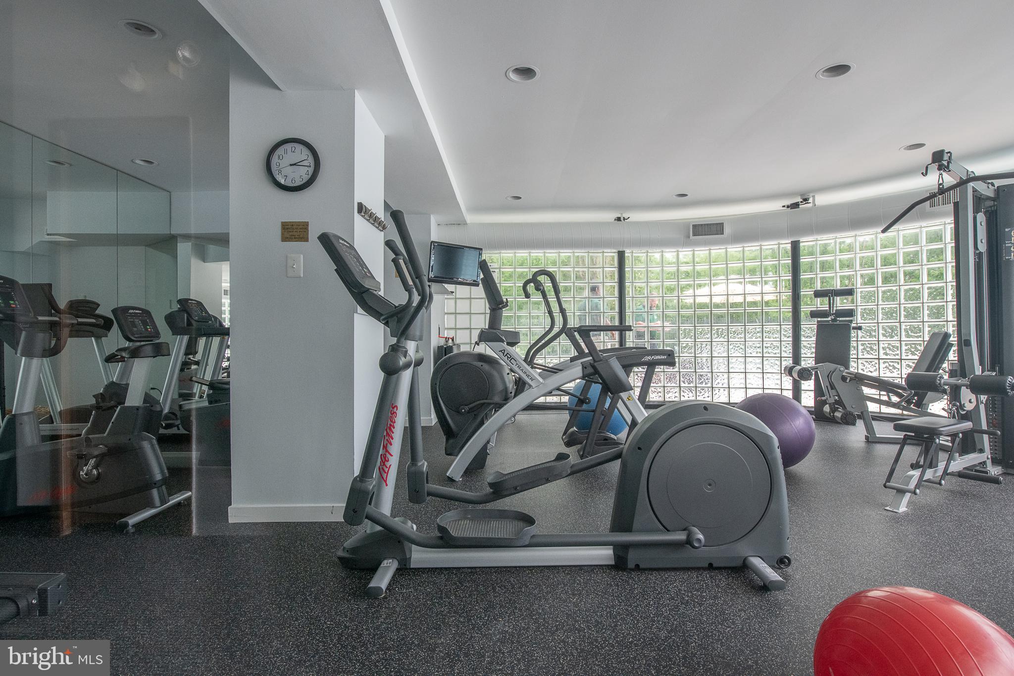 OAK HILL - Residential Lease