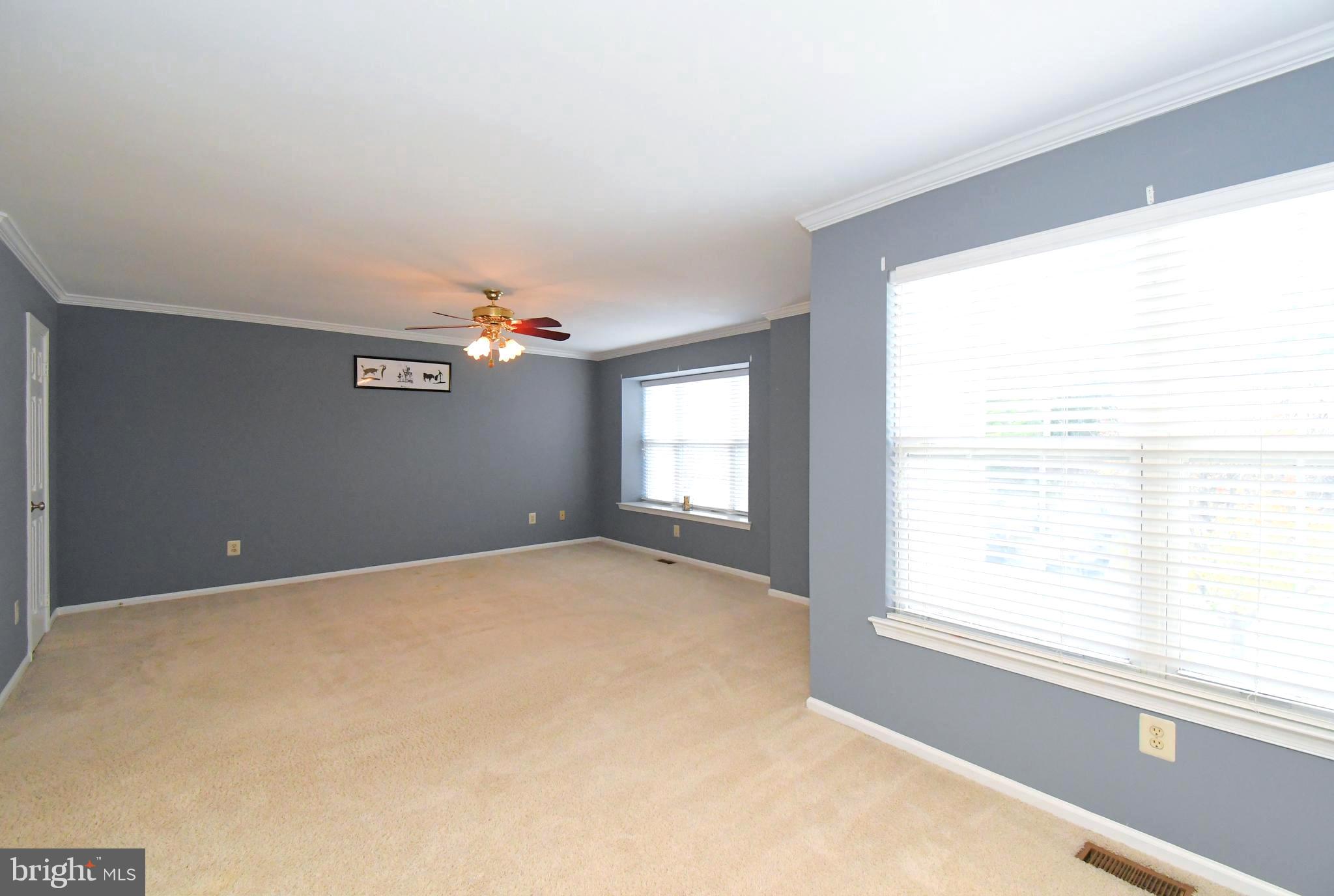 ASPEN WOODS - Residential