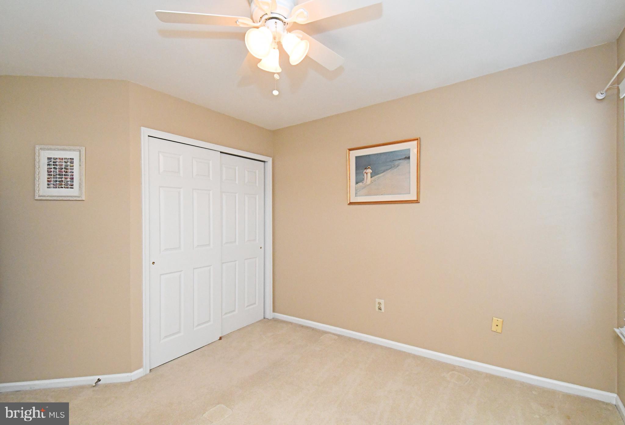 ASPEN WOODS - Residential