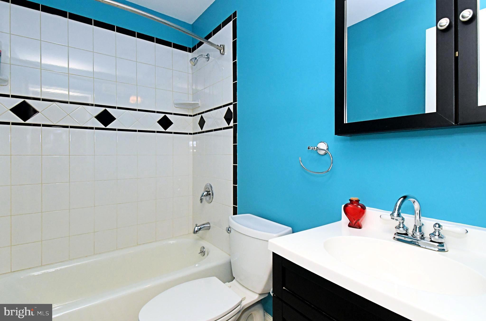 ASPEN WOODS - Residential