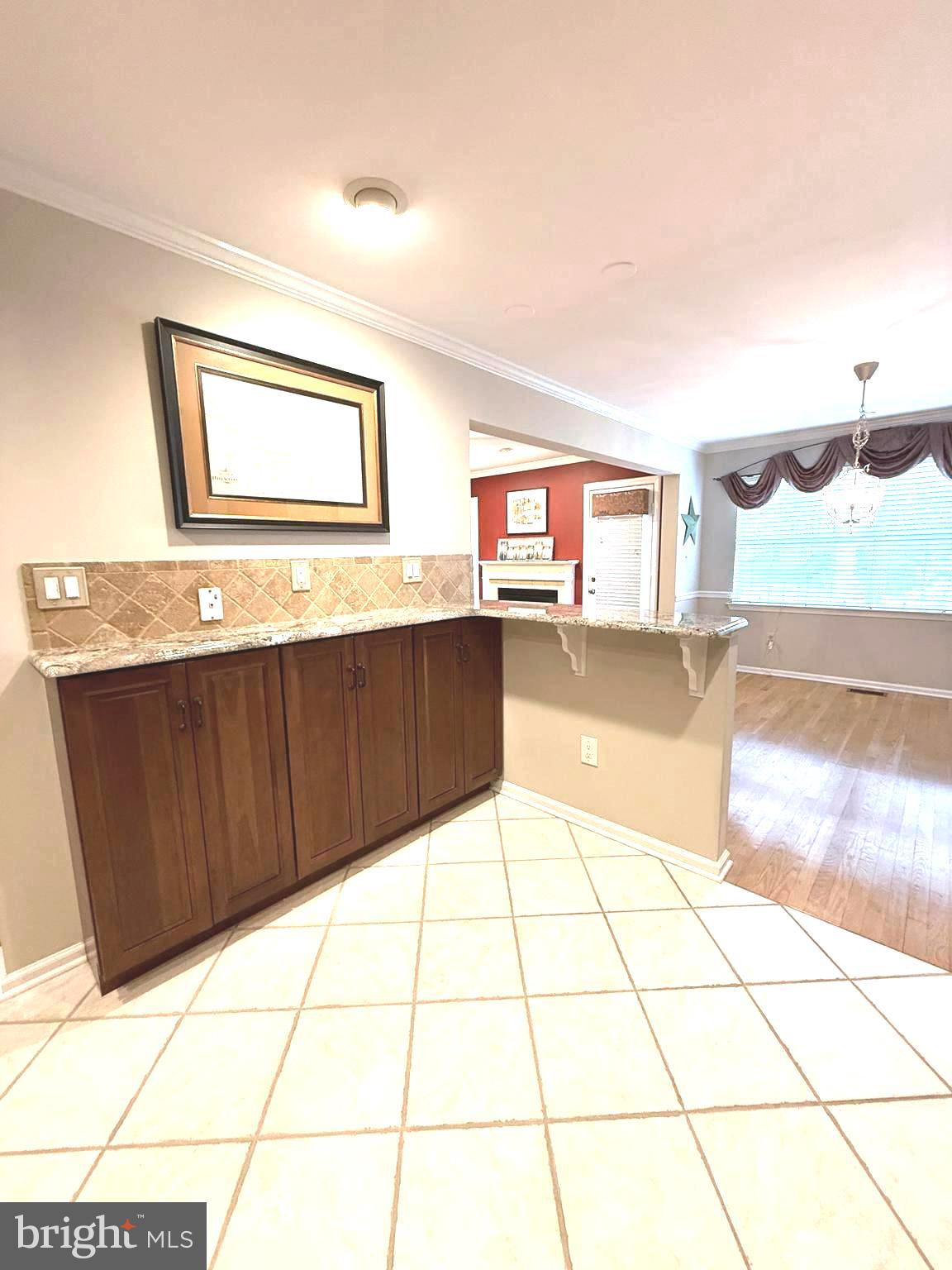 ASPEN WOODS - Residential