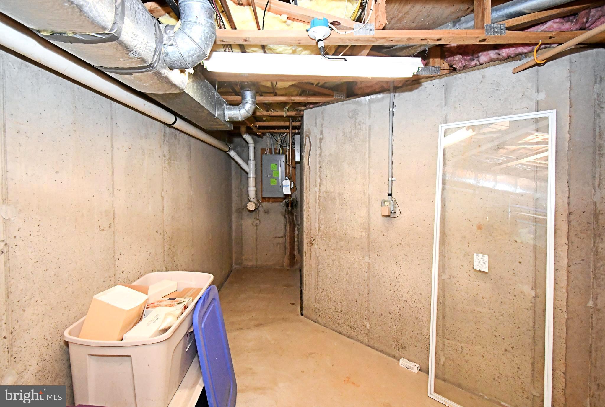 ASPEN WOODS - Residential