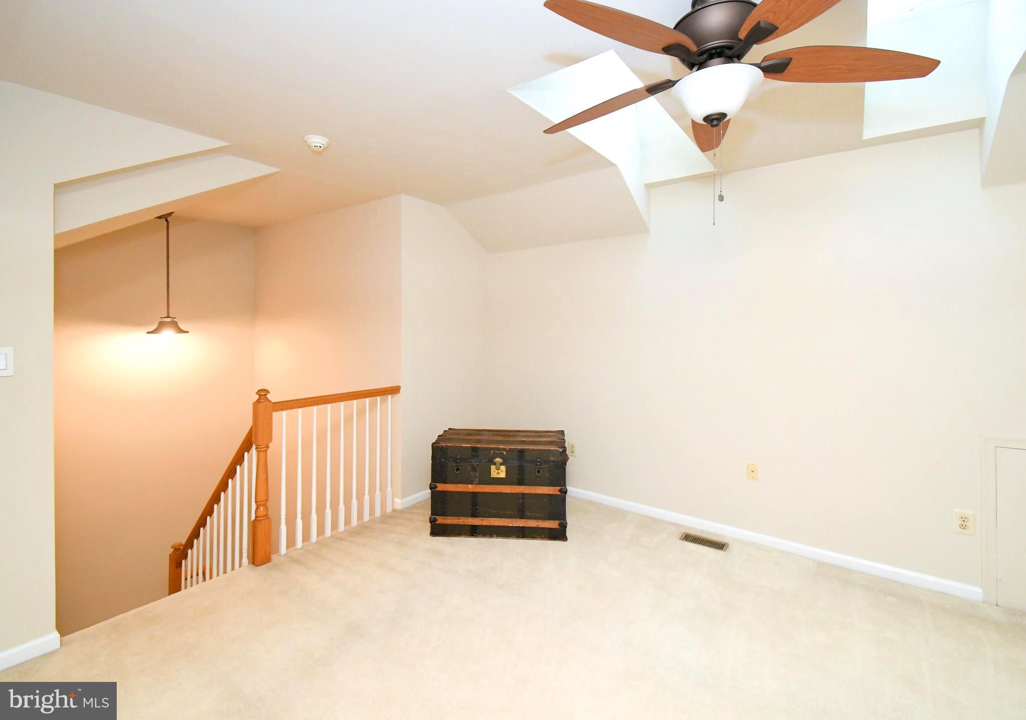 ASPEN WOODS - Residential