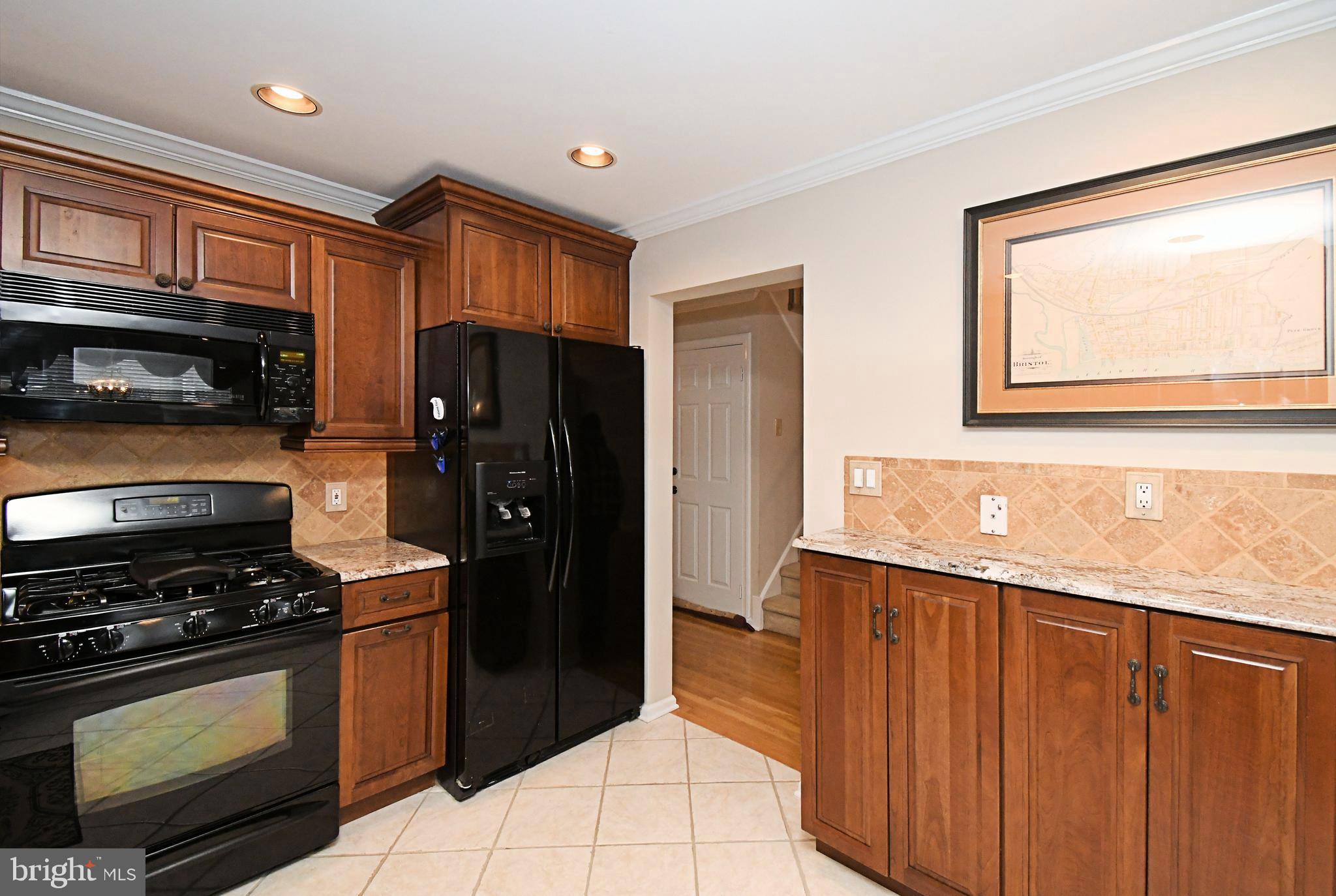 ASPEN WOODS - Residential