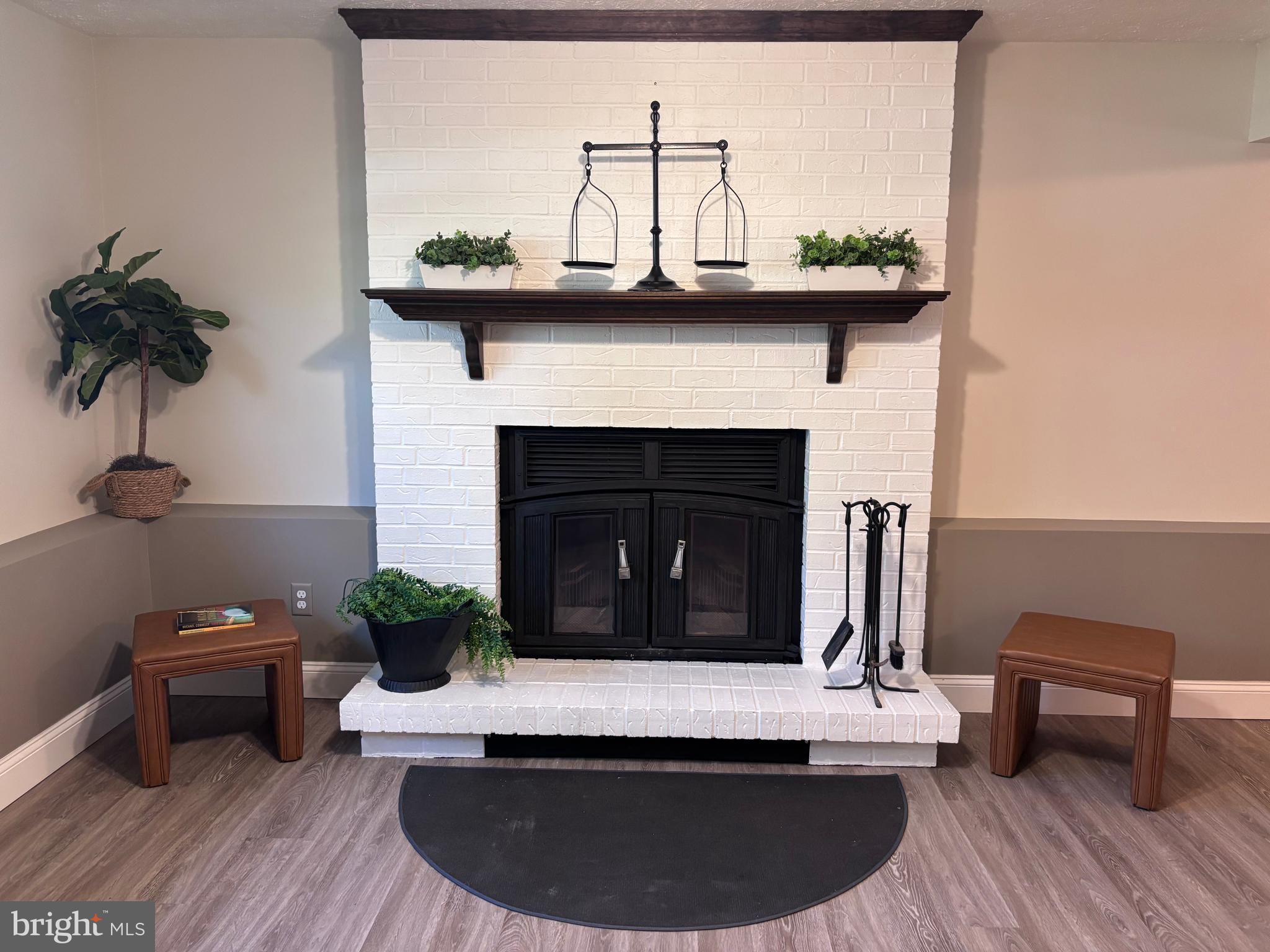 DERBY FARMS - Residential