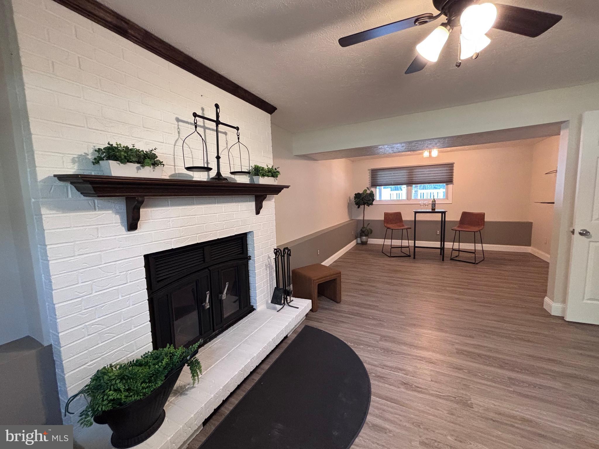 DERBY FARMS - Residential