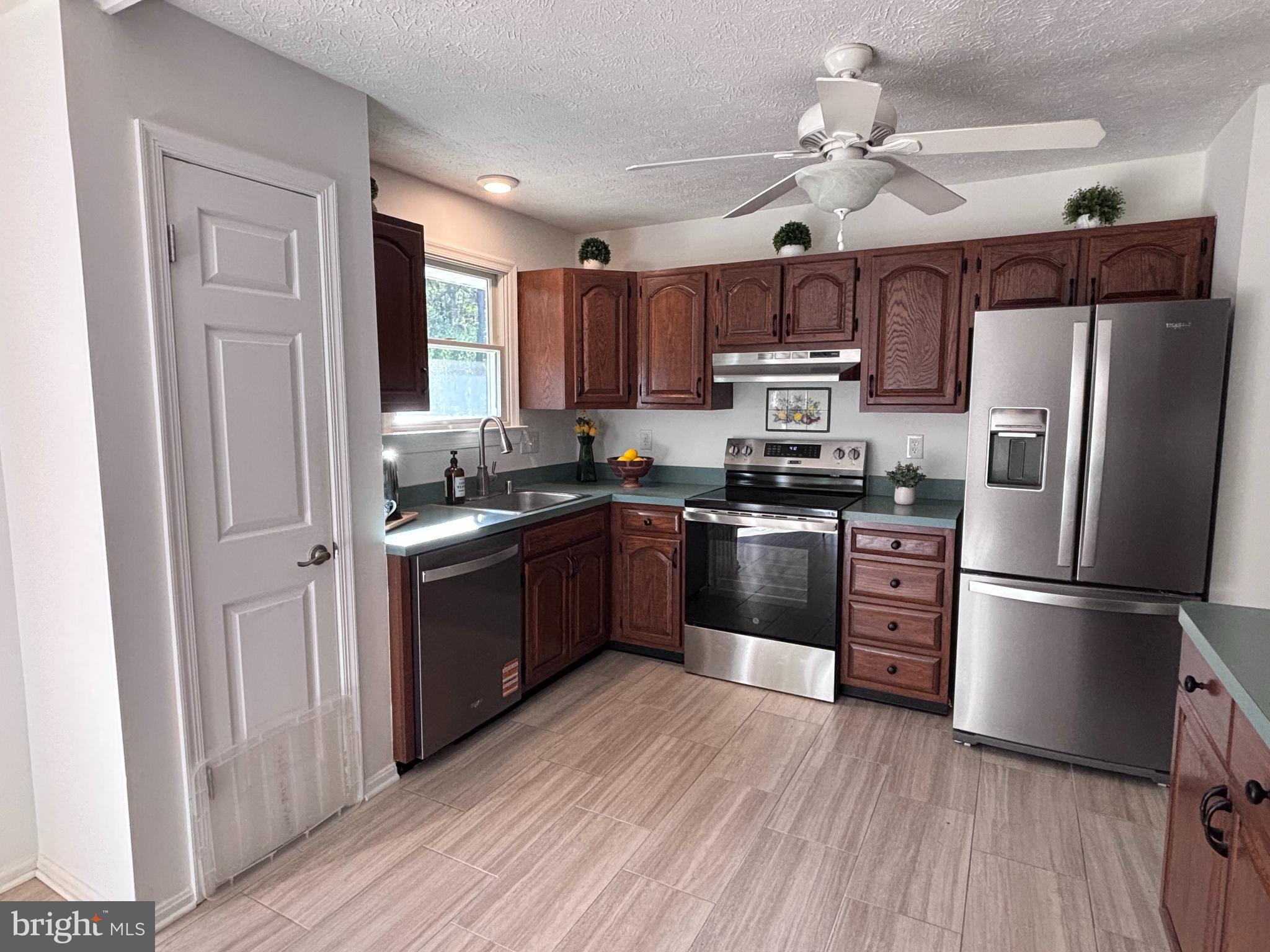 DERBY FARMS - Residential