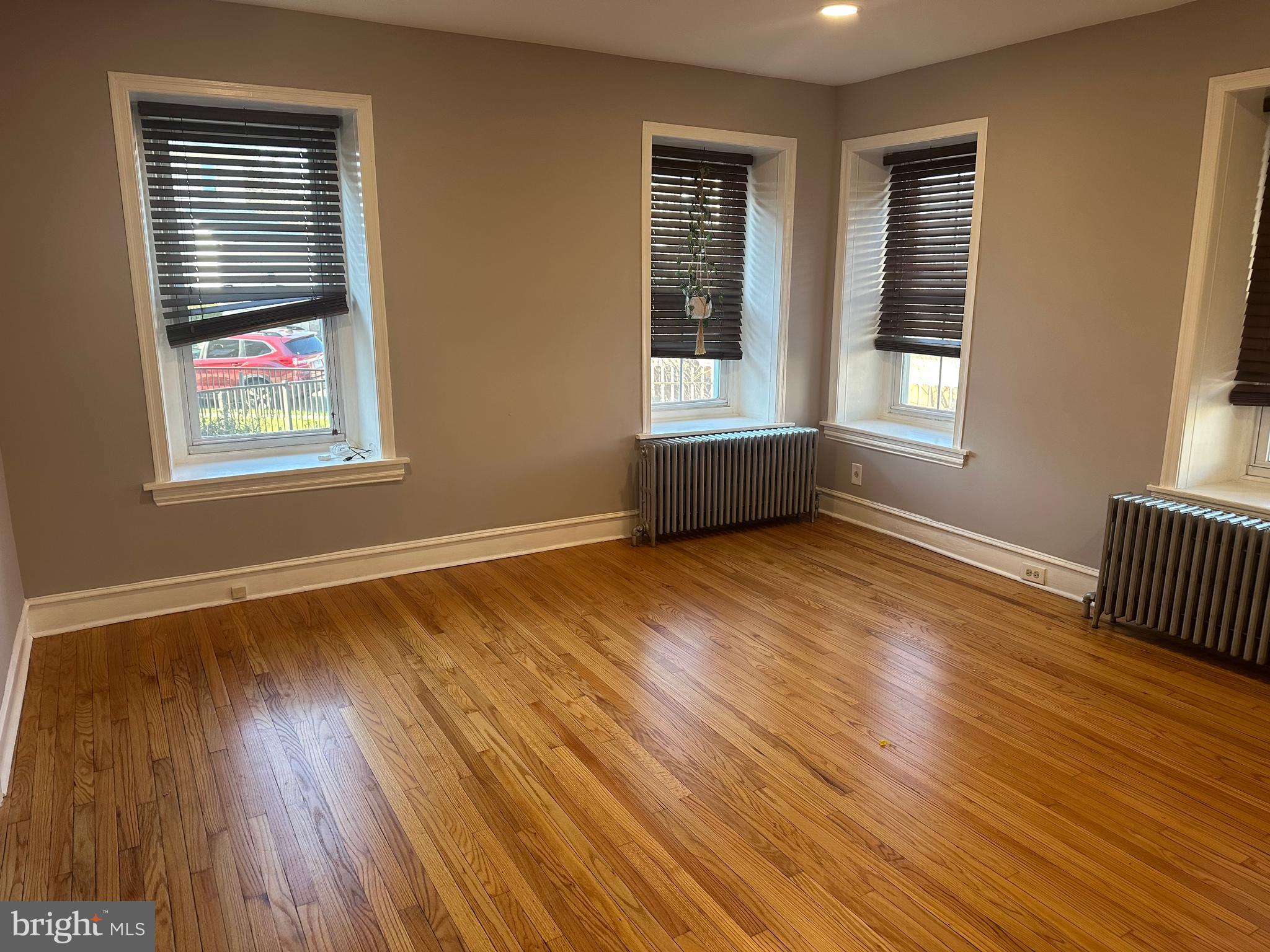 AMBLER HOUSE - Residential Lease