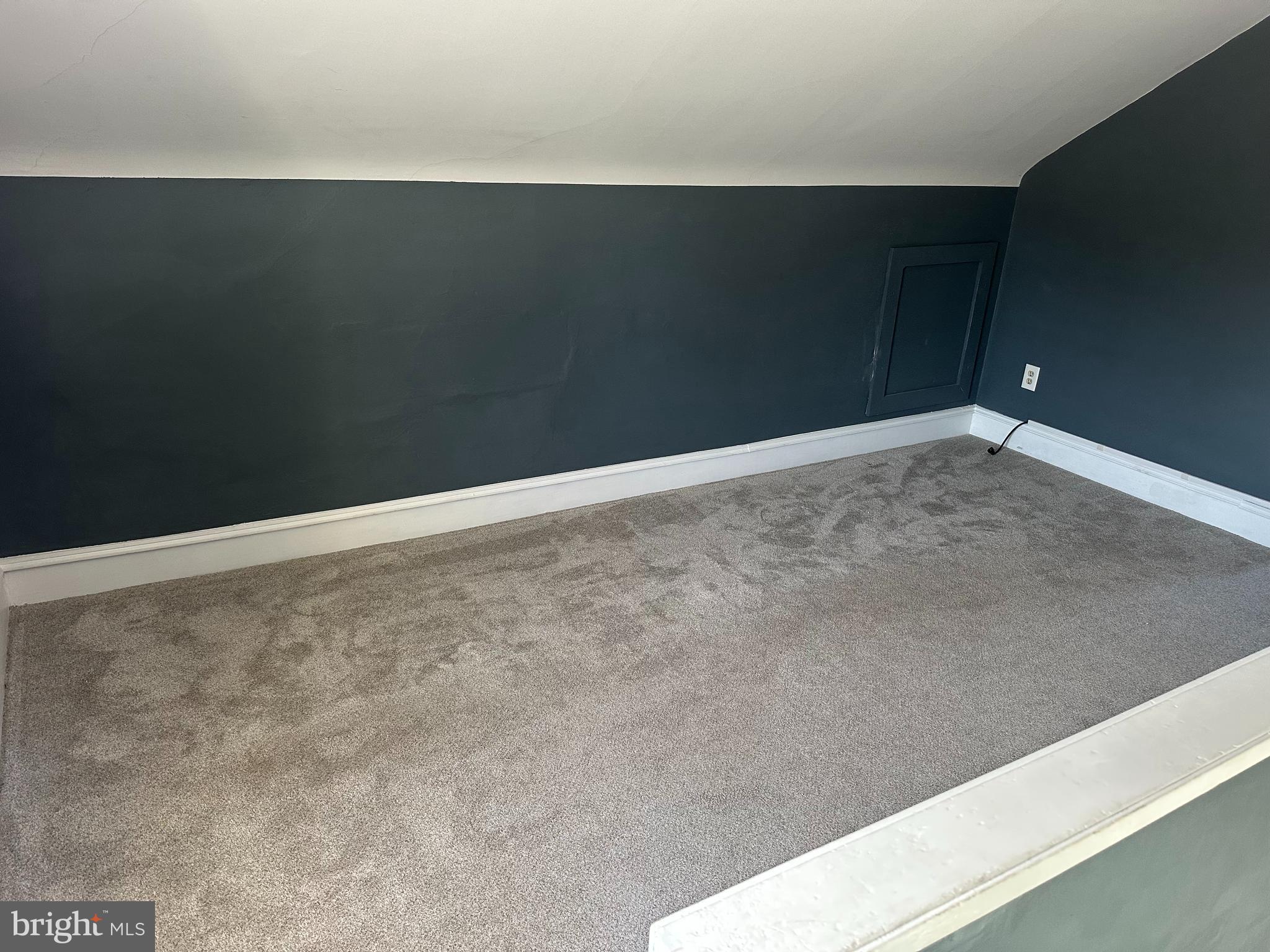 AMBLER HOUSE - Residential Lease