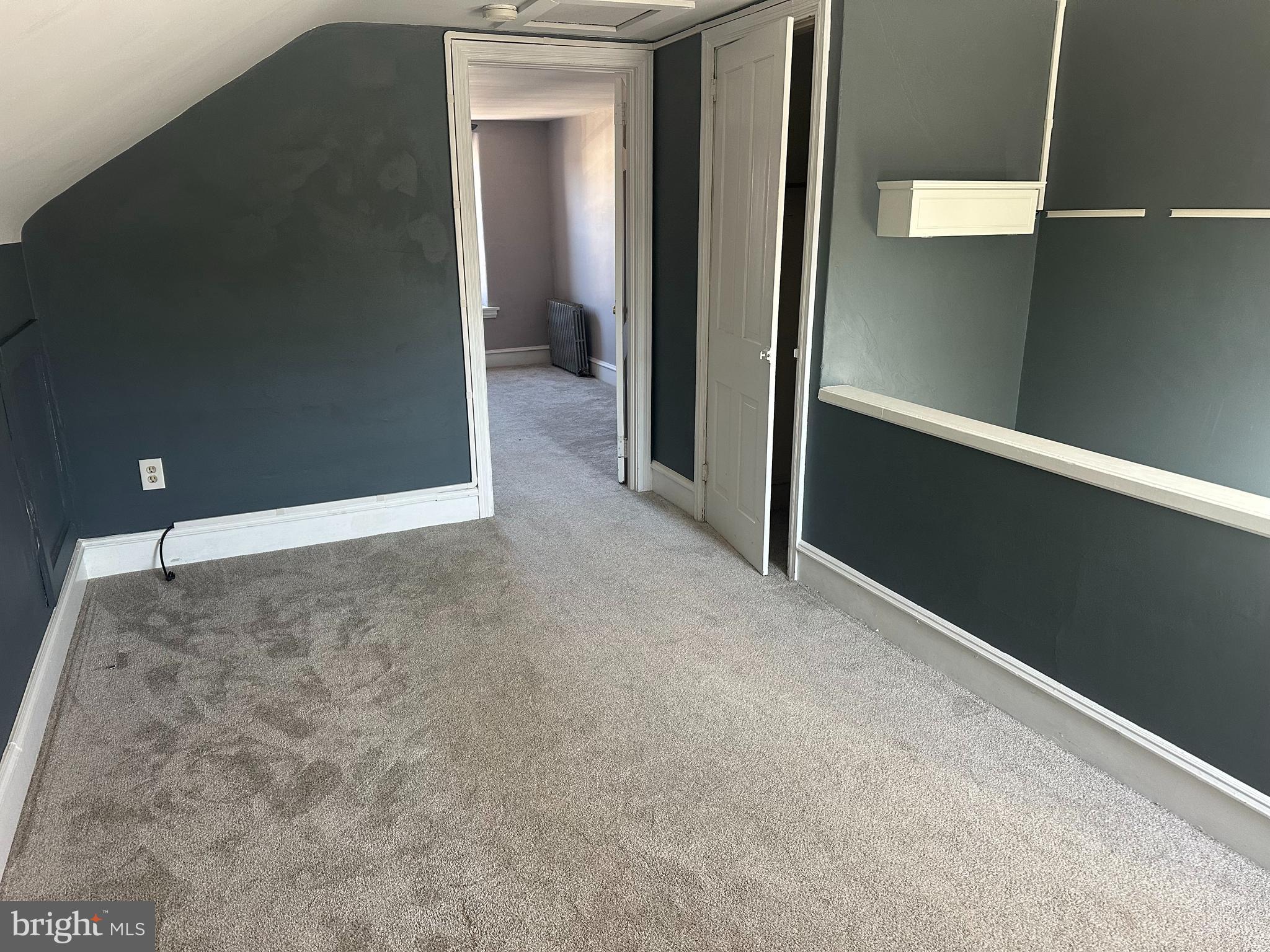 AMBLER HOUSE - Residential Lease