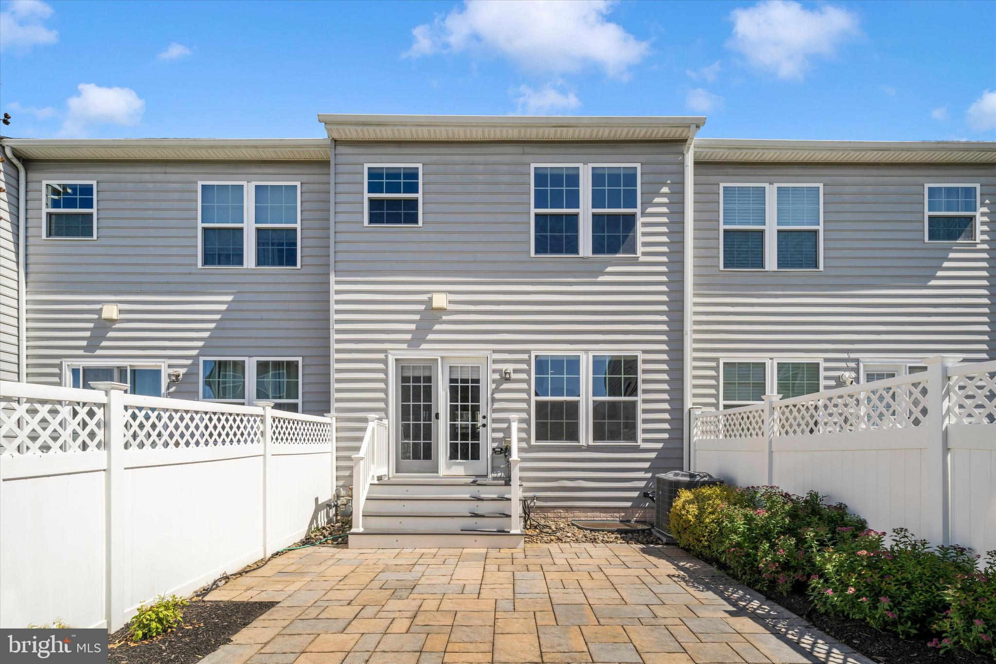 LINTON AT BALLENGER - Residential