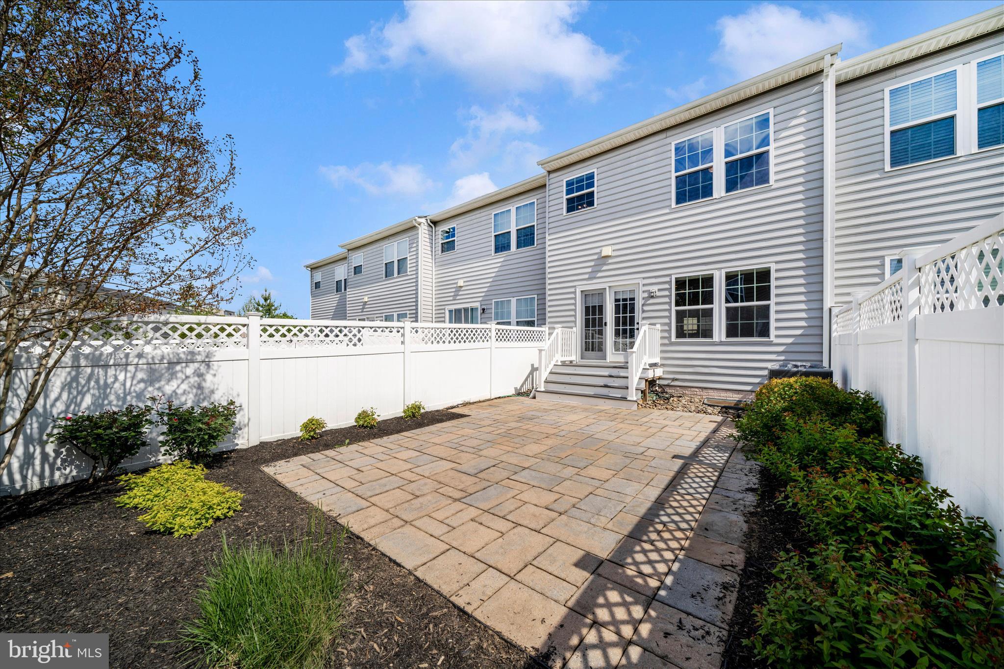 LINTON AT BALLENGER - Residential