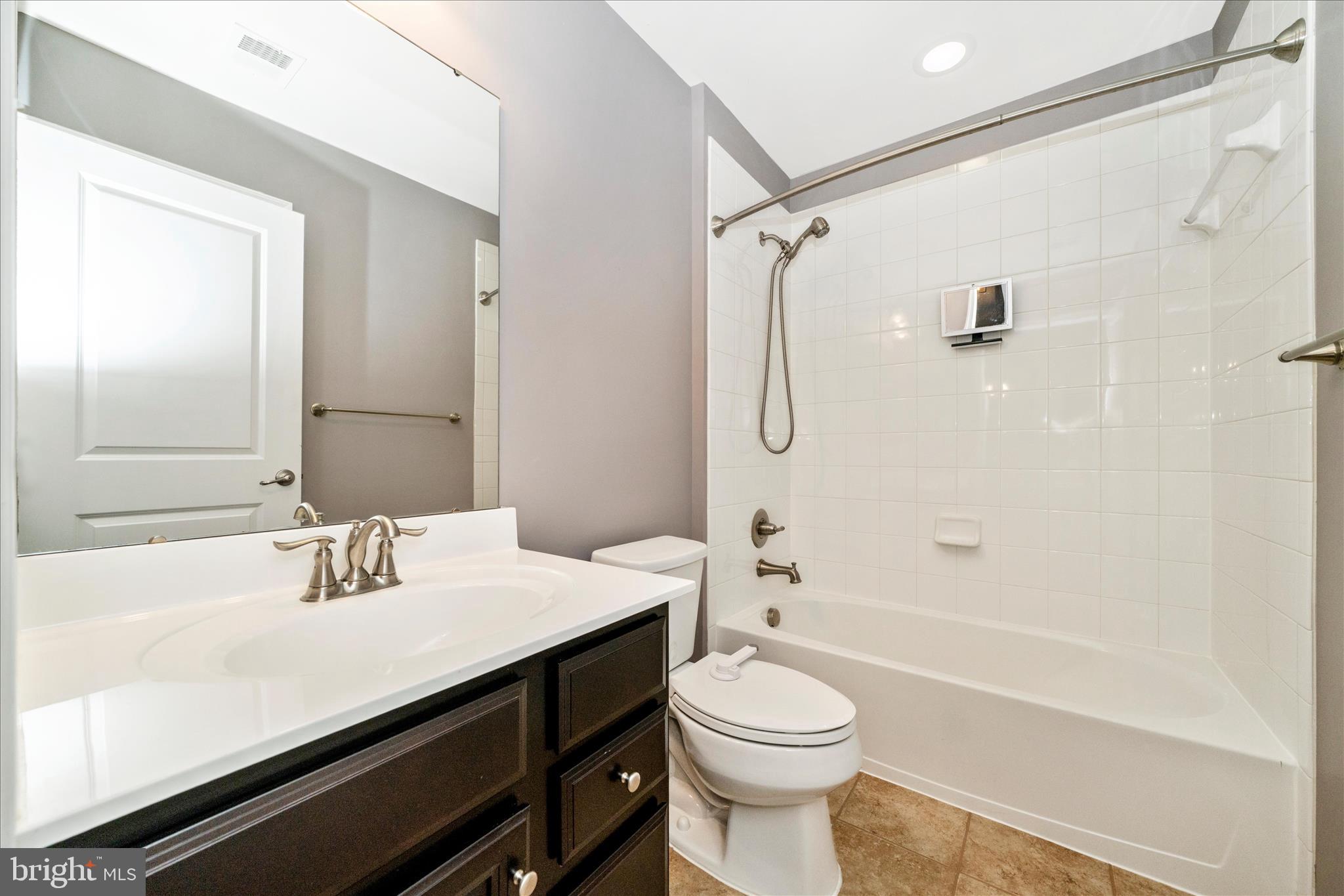LINTON AT BALLENGER - Residential