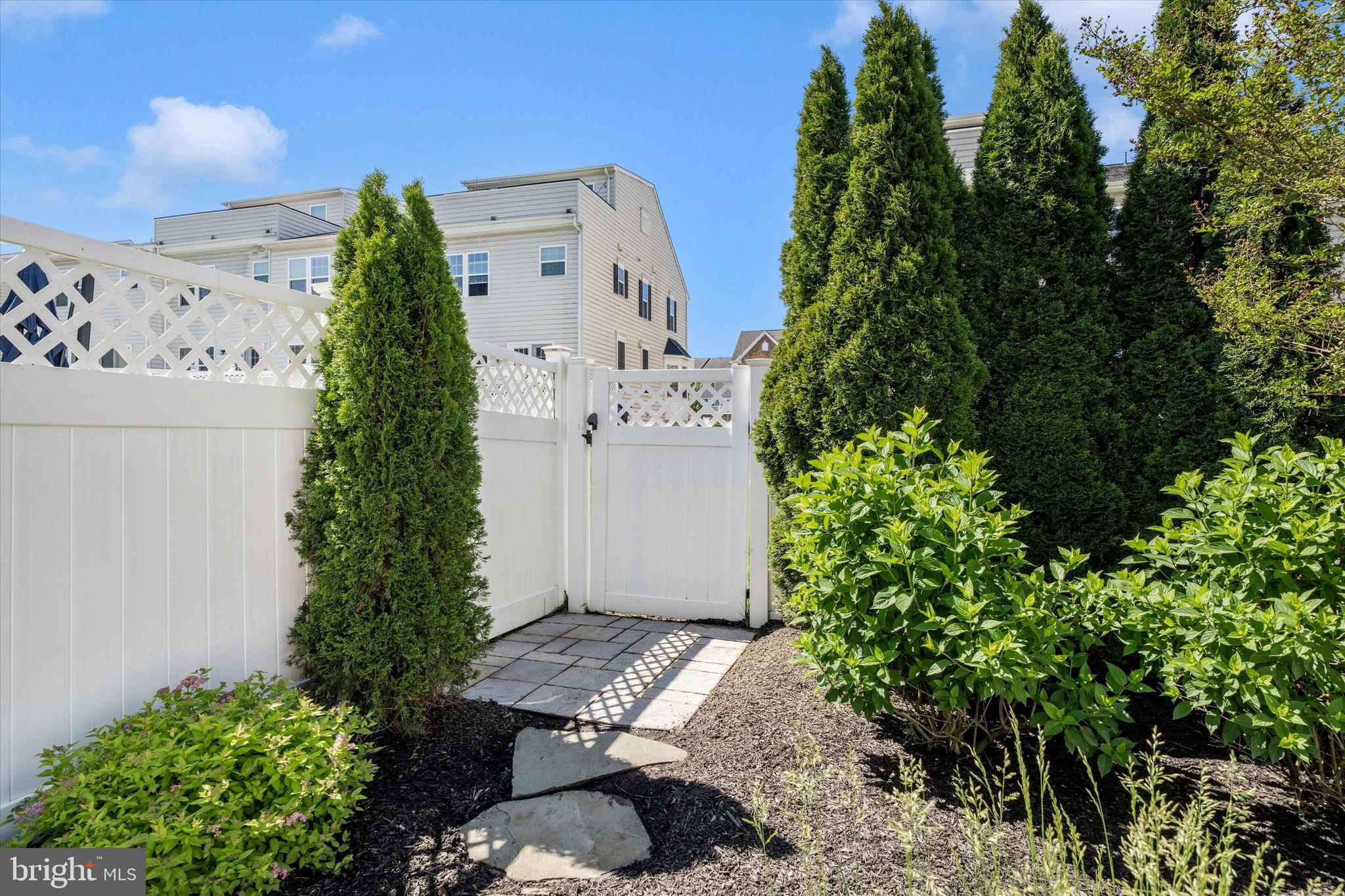 LINTON AT BALLENGER - Residential