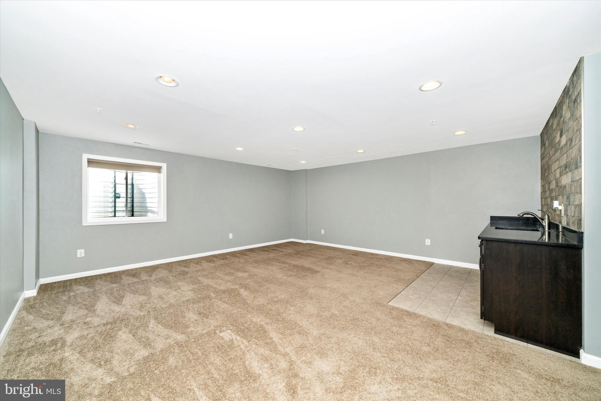 LINTON AT BALLENGER - Residential