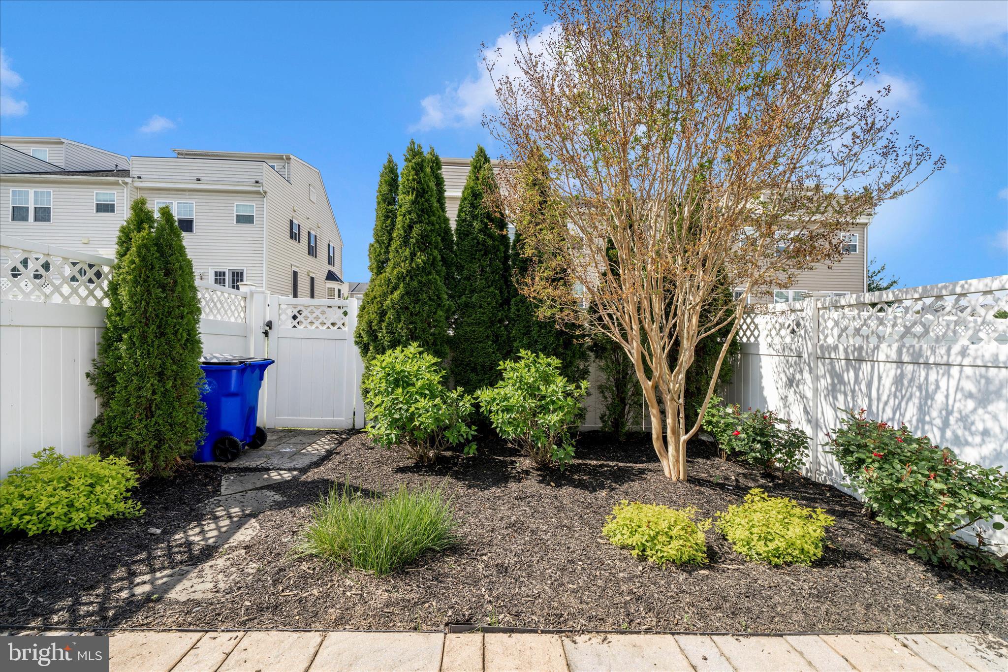 LINTON AT BALLENGER - Residential