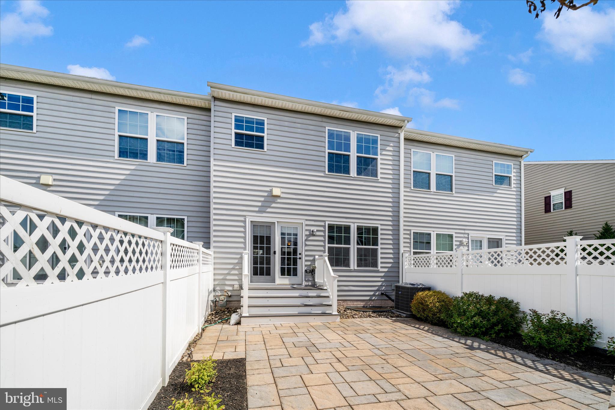 LINTON AT BALLENGER - Residential
