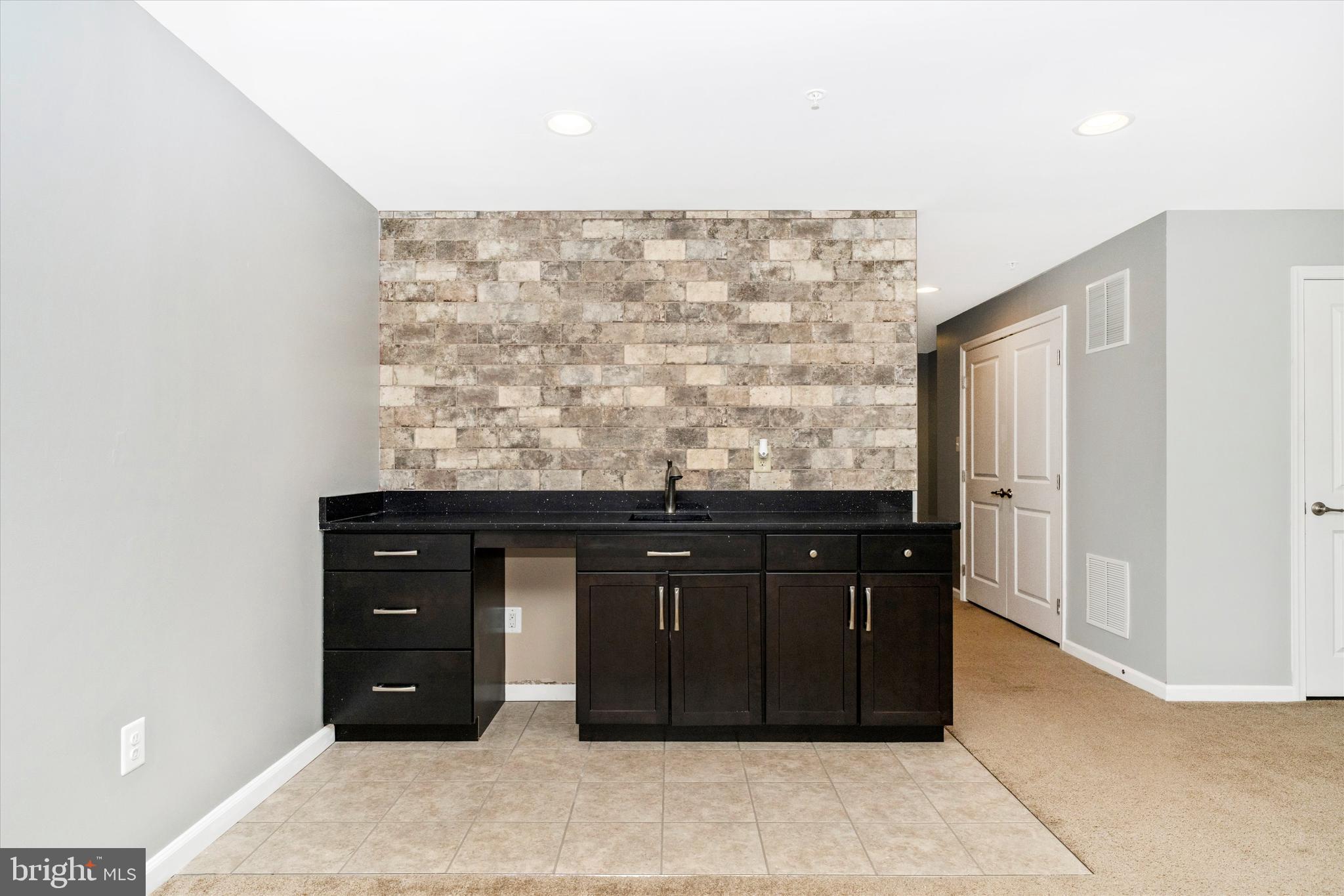 LINTON AT BALLENGER - Residential